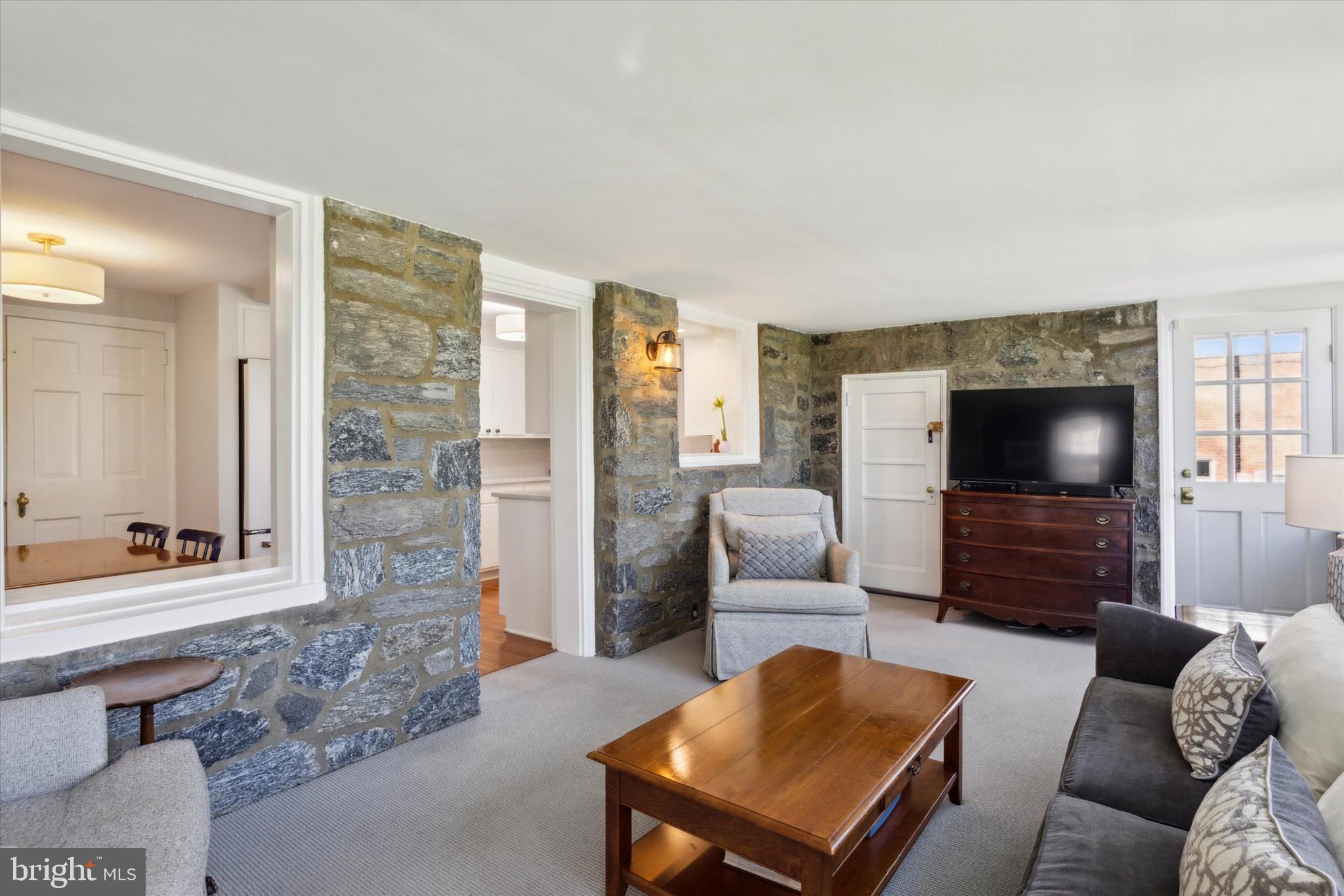 MERION GOLF MANOR - Residential