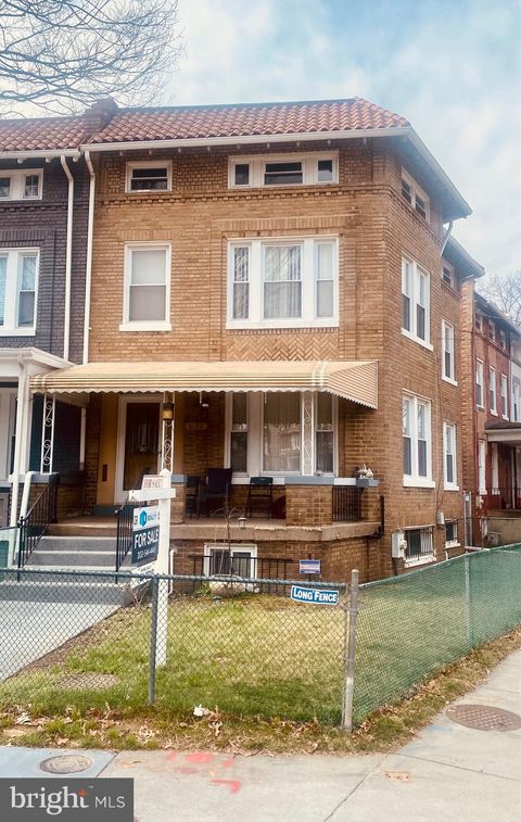 4122 ILLINOIS AVENUE NW WASHINGTON DC 20011