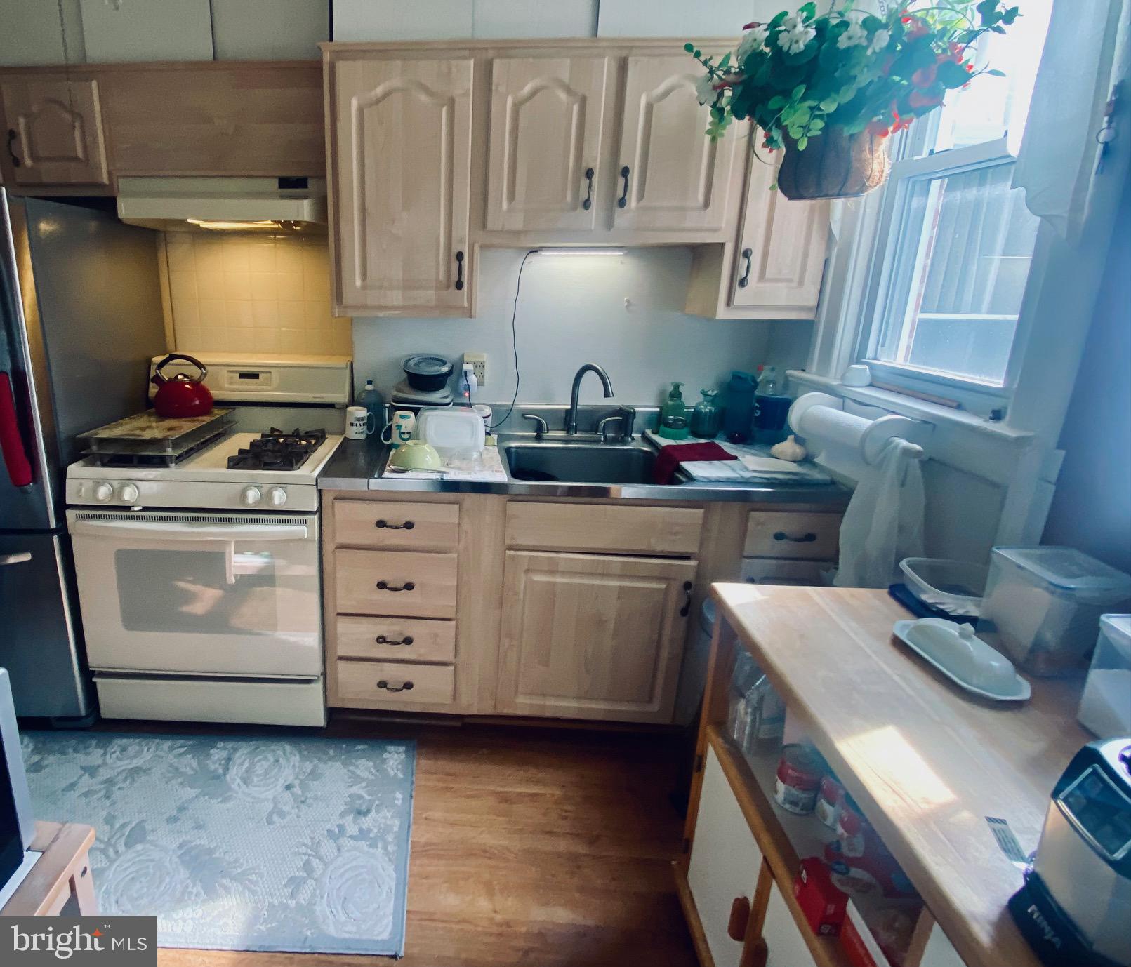 4122 ILLINOIS AVENUE NW