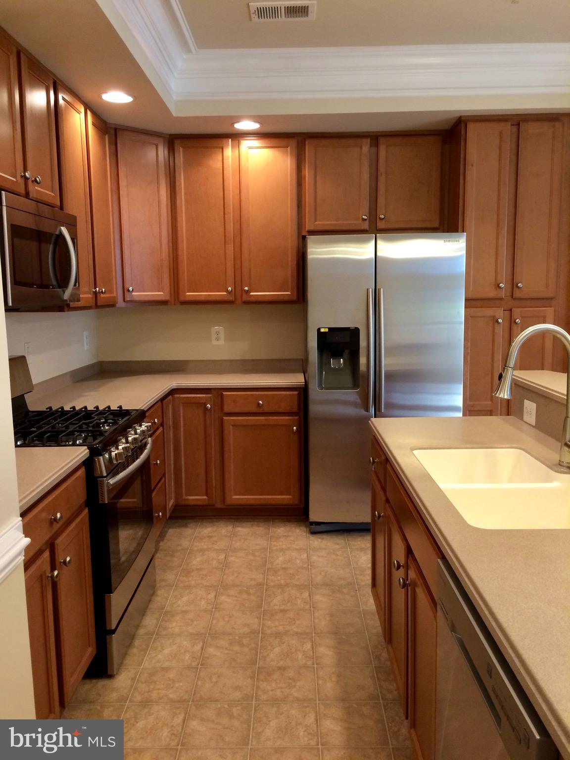 POTOMAC CLUB - Residential Lease