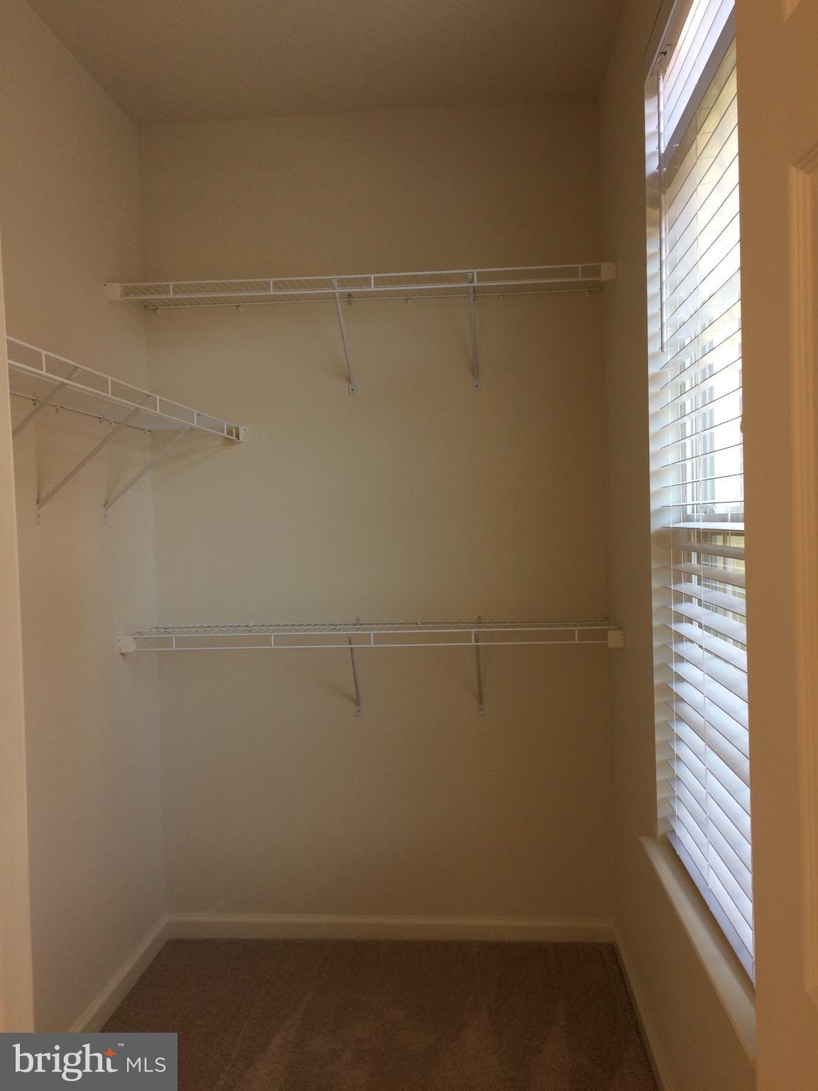 POTOMAC CLUB - Residential Lease