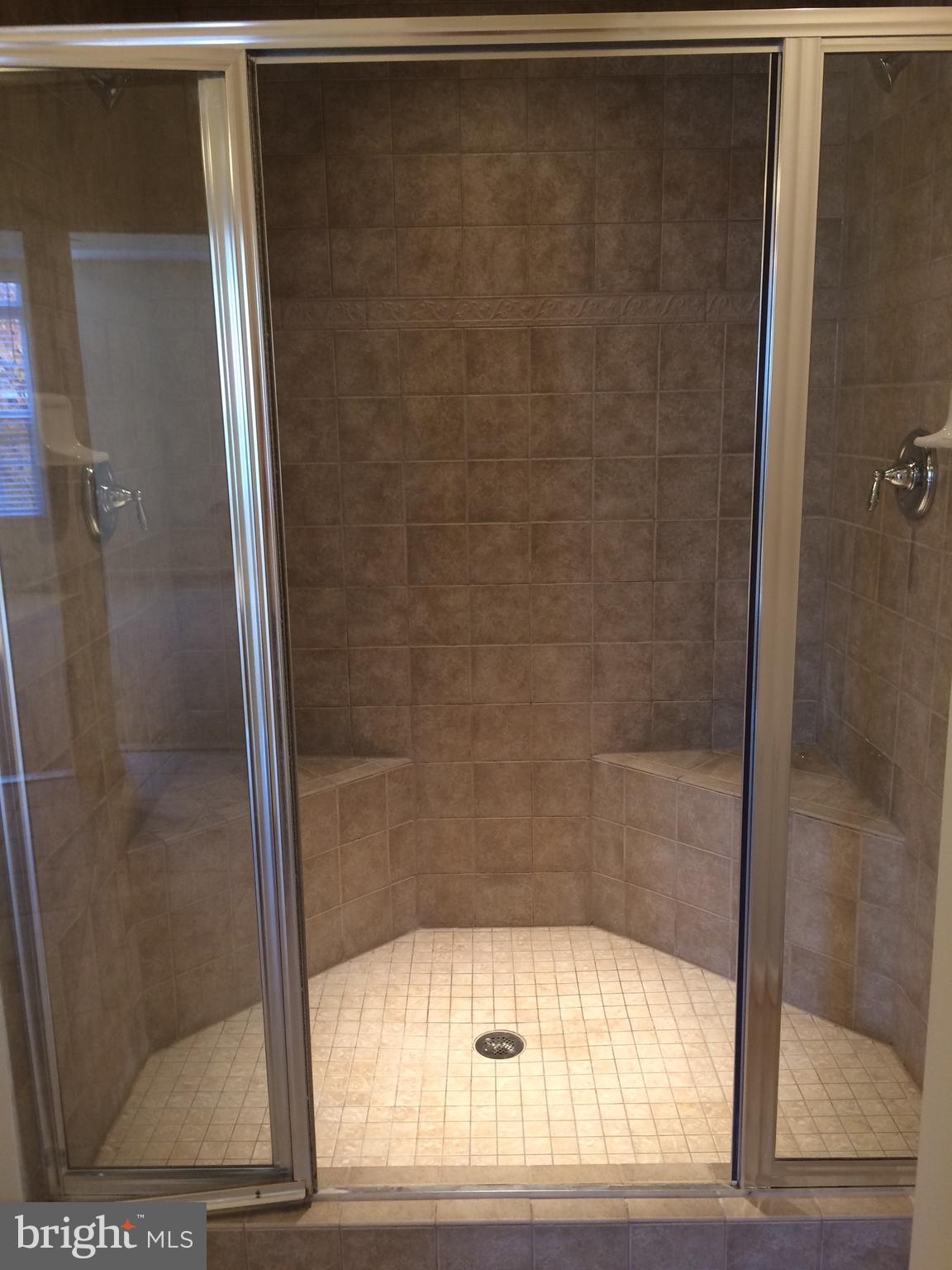 POTOMAC CLUB - Residential Lease