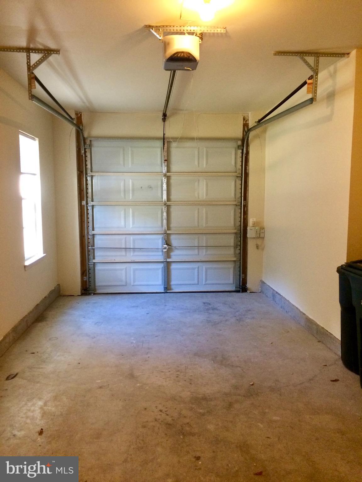 POTOMAC CLUB - Residential Lease