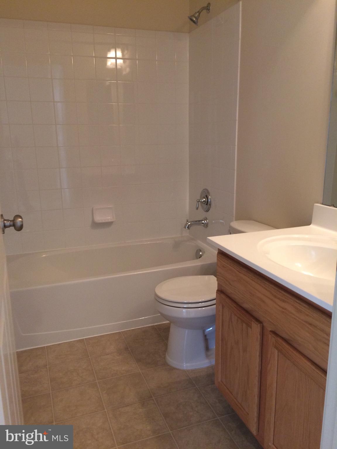 POTOMAC CLUB - Residential Lease