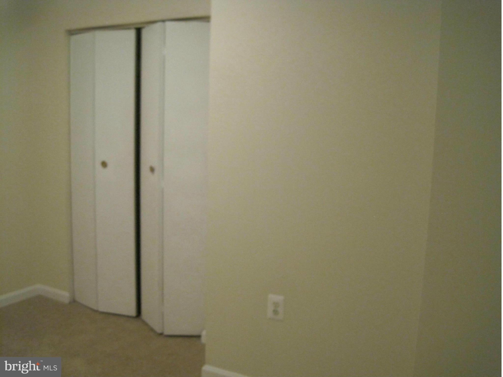 LAKE RIDGE - Residential Lease