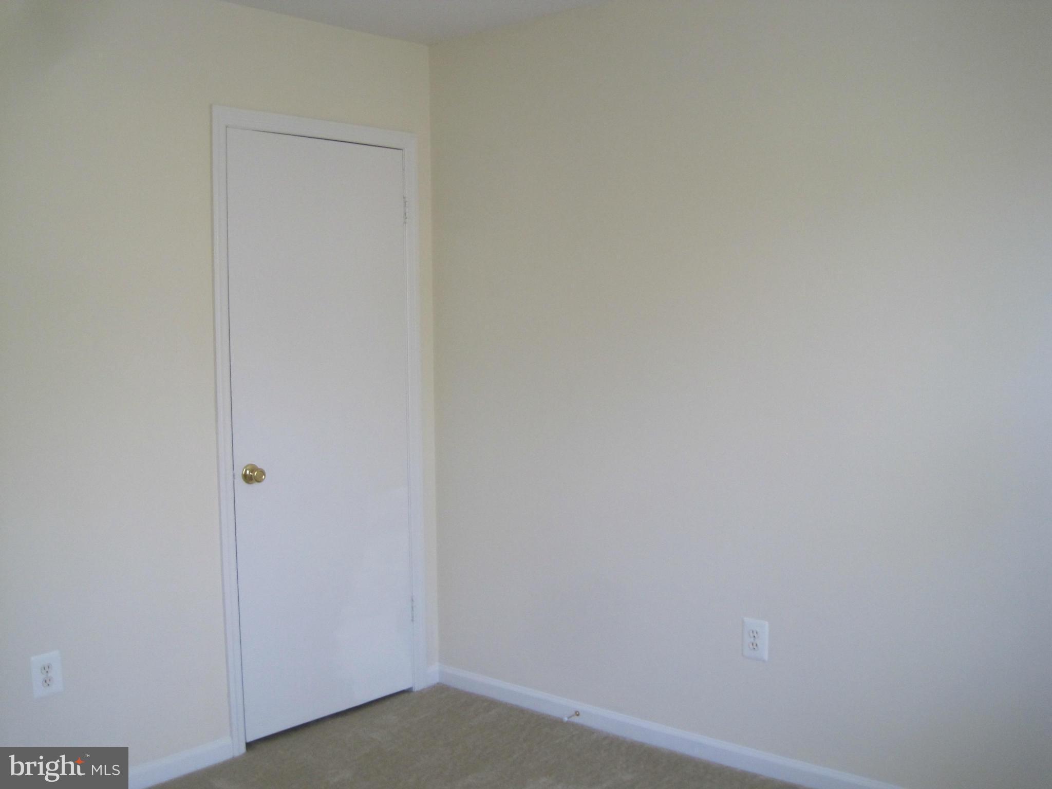 LAKE RIDGE - Residential Lease