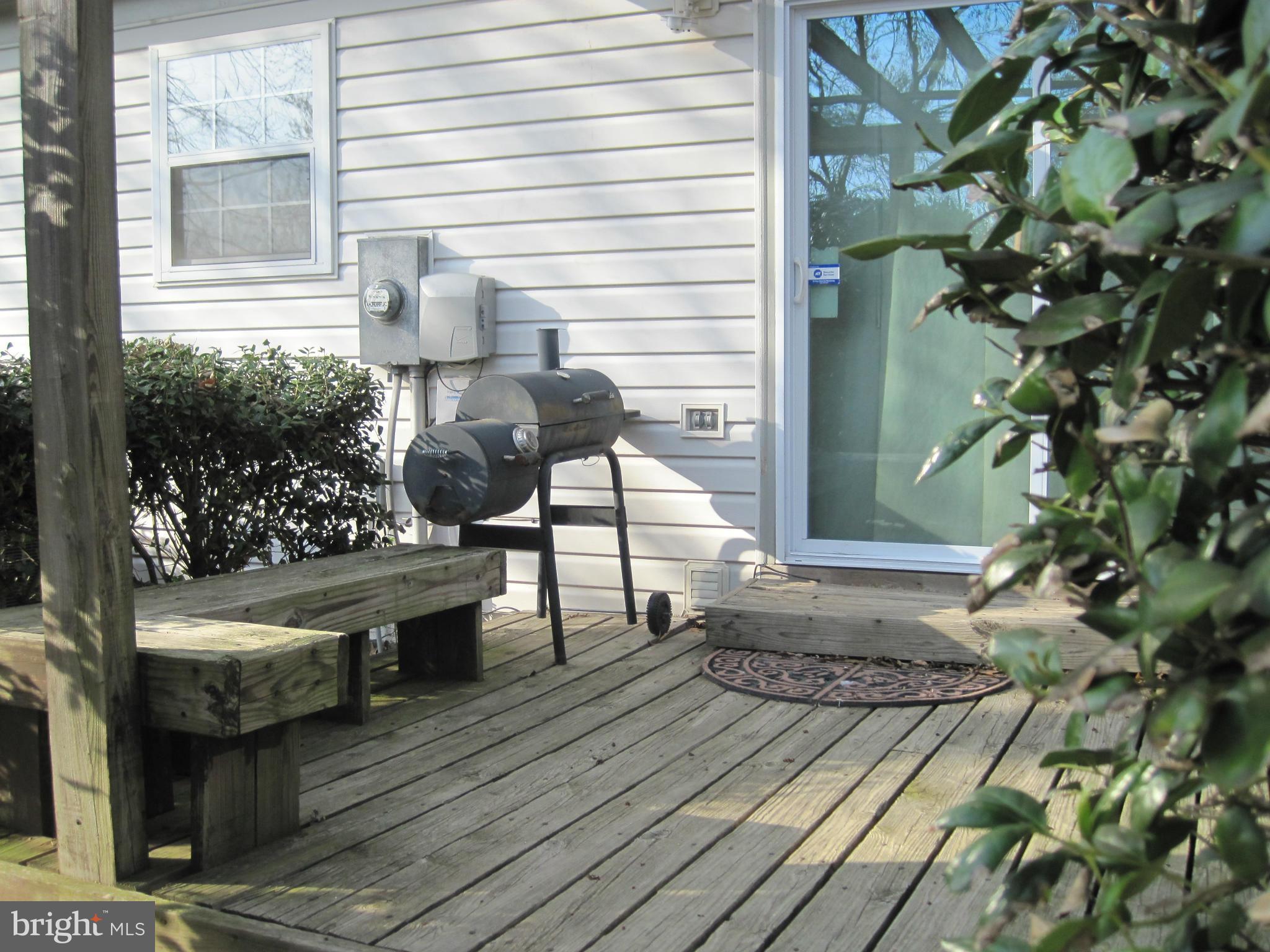 LAKE RIDGE - Residential Lease