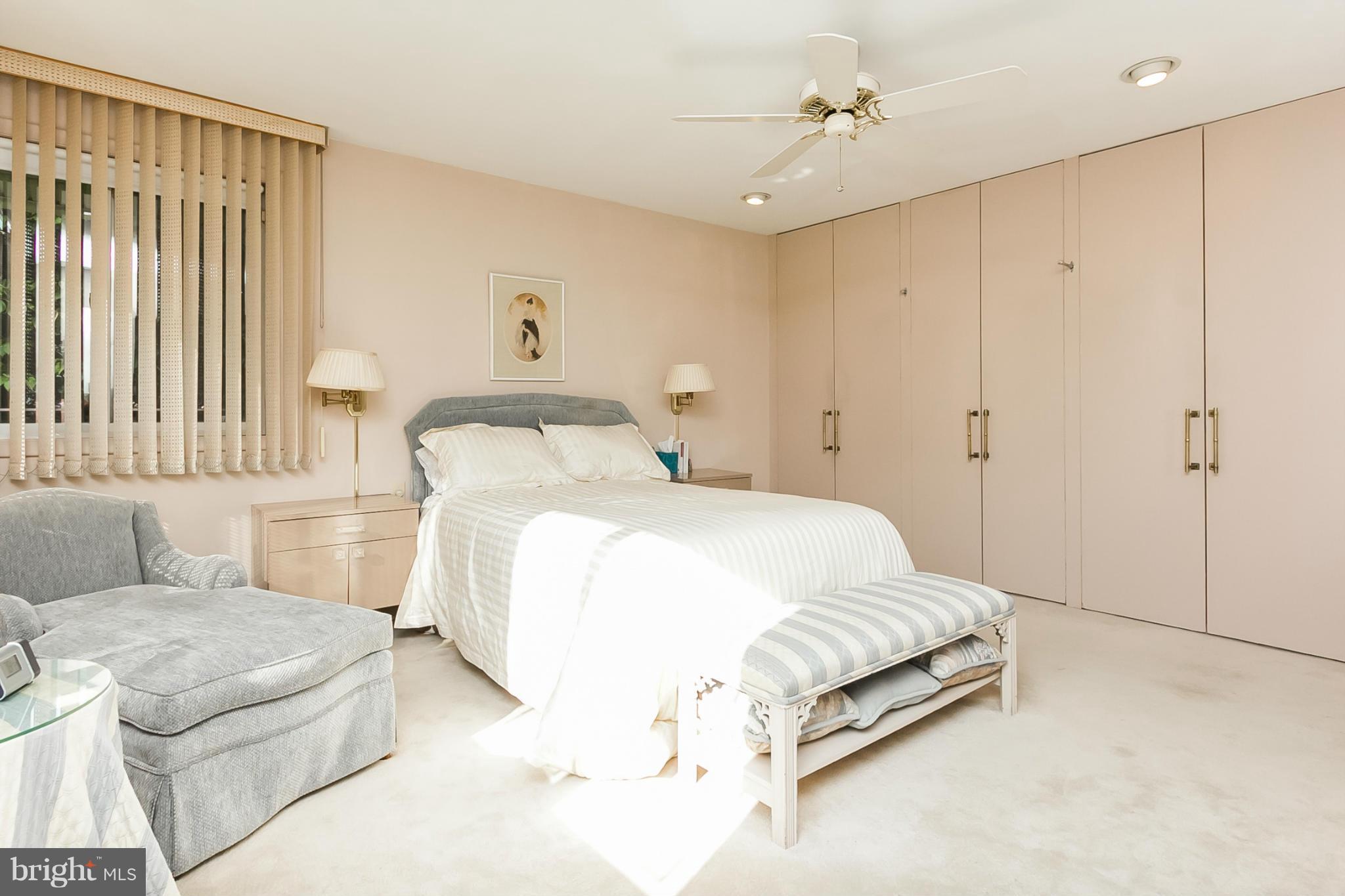 LONG MEADOW ESTATES - Residential