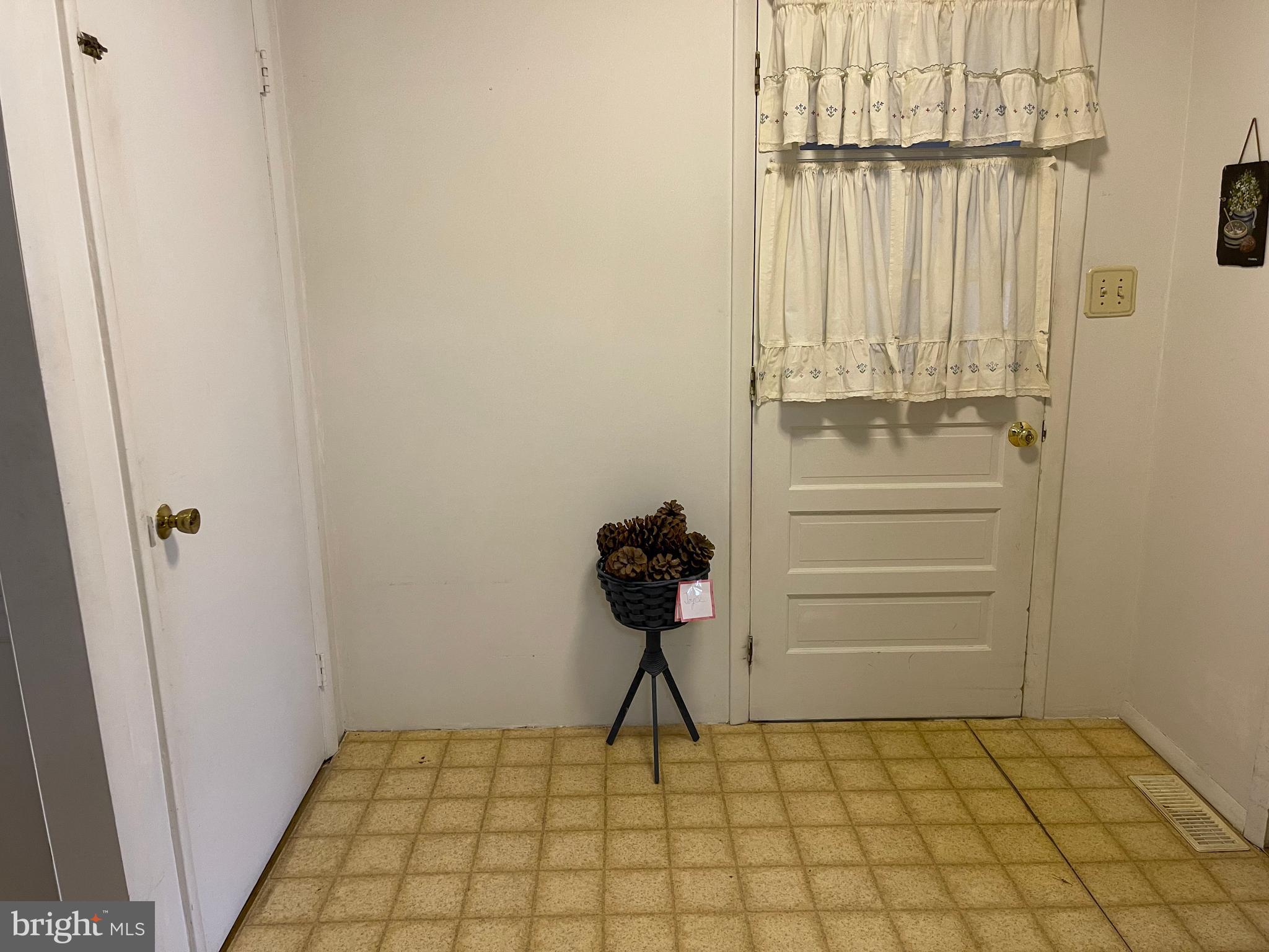 DALE ROAD - Residential