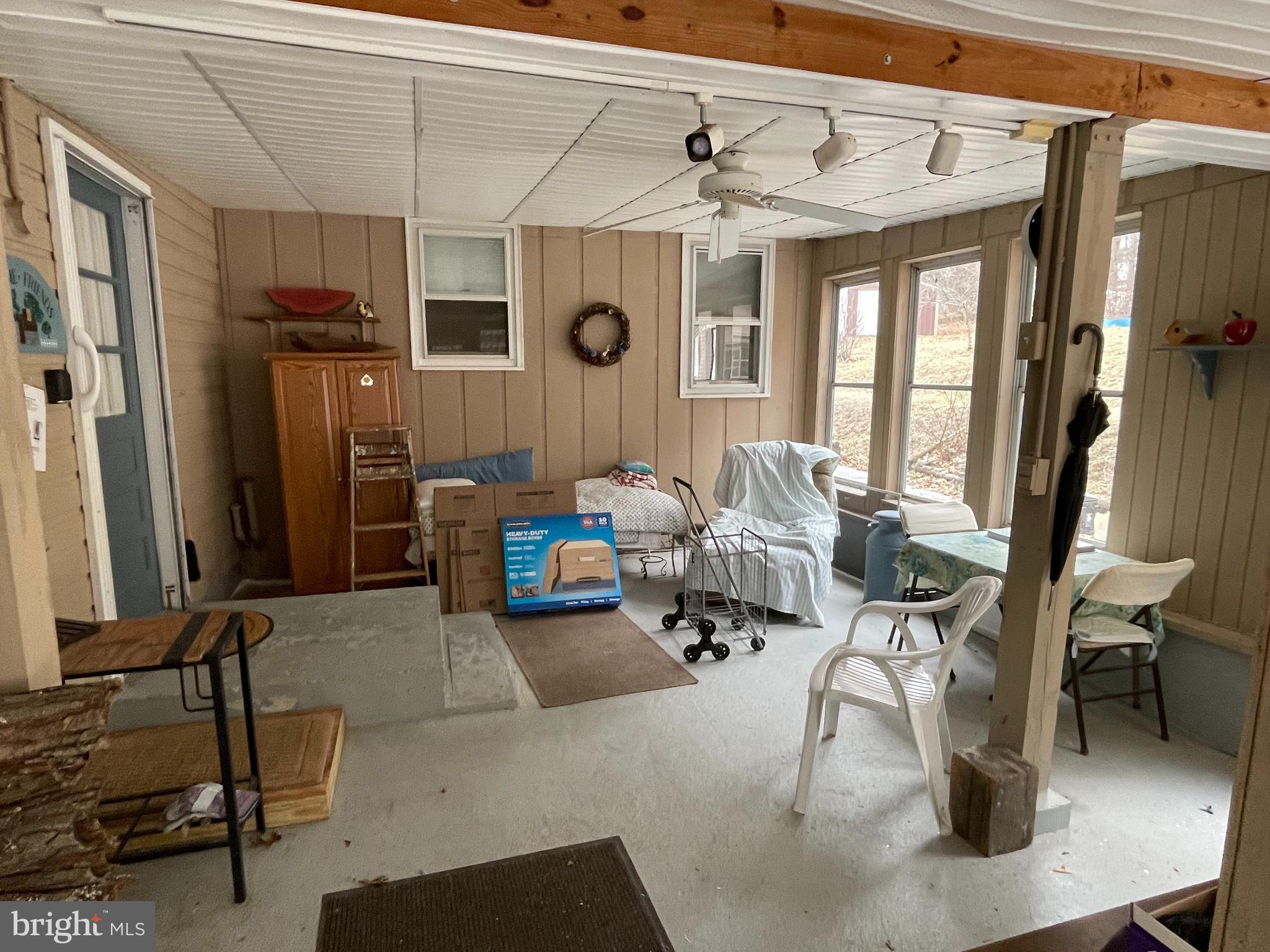 DALE ROAD - Residential