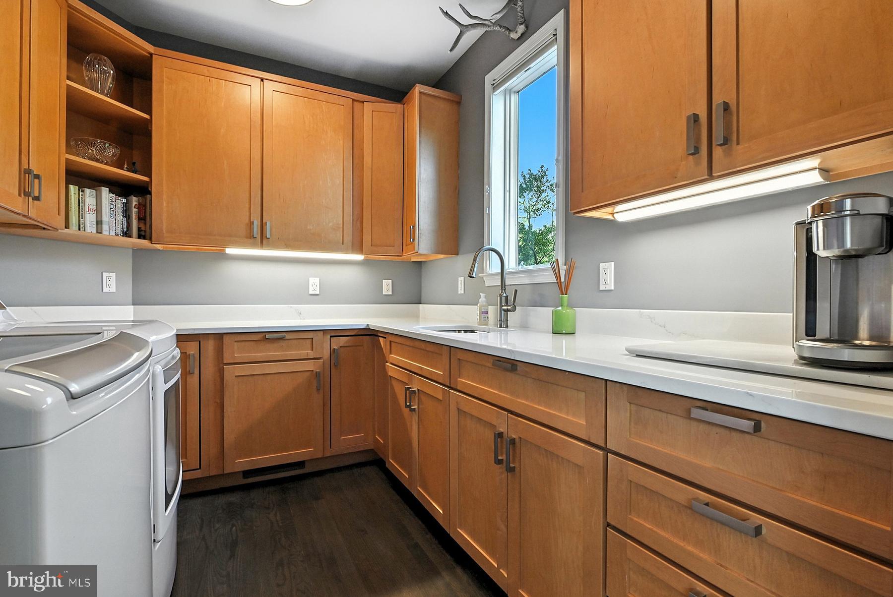 WIMBLEDON FARMS - Residential