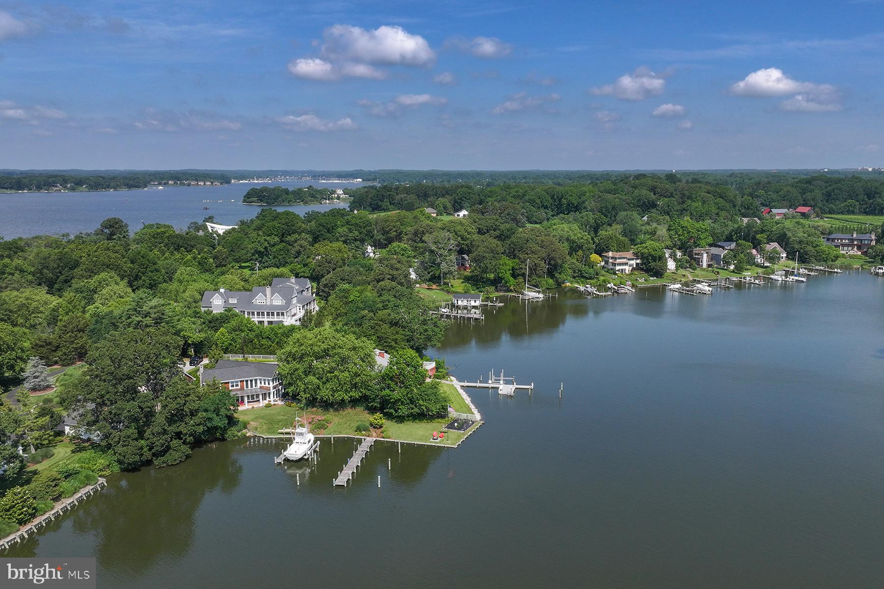 WIMBLEDON FARMS - Residential