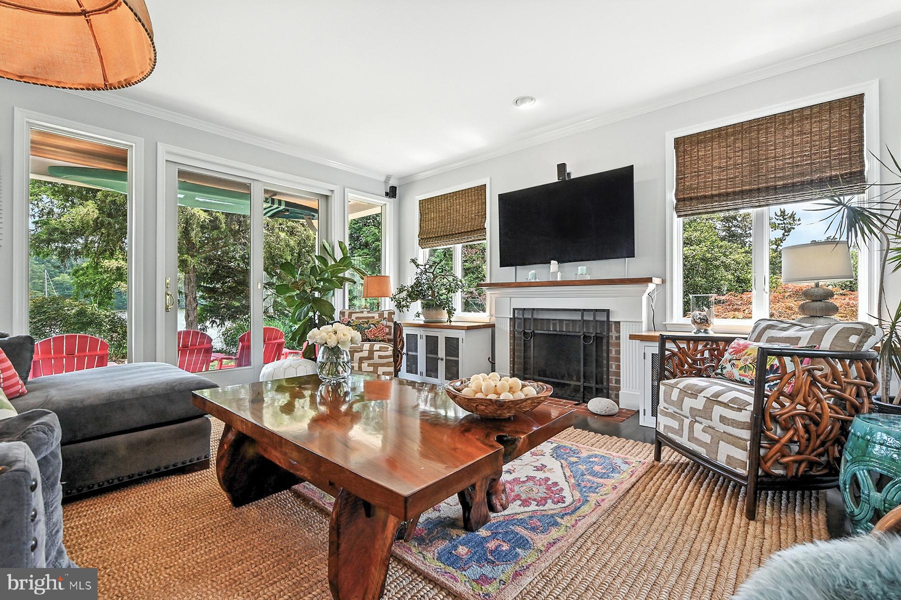 WIMBLEDON FARMS - Residential