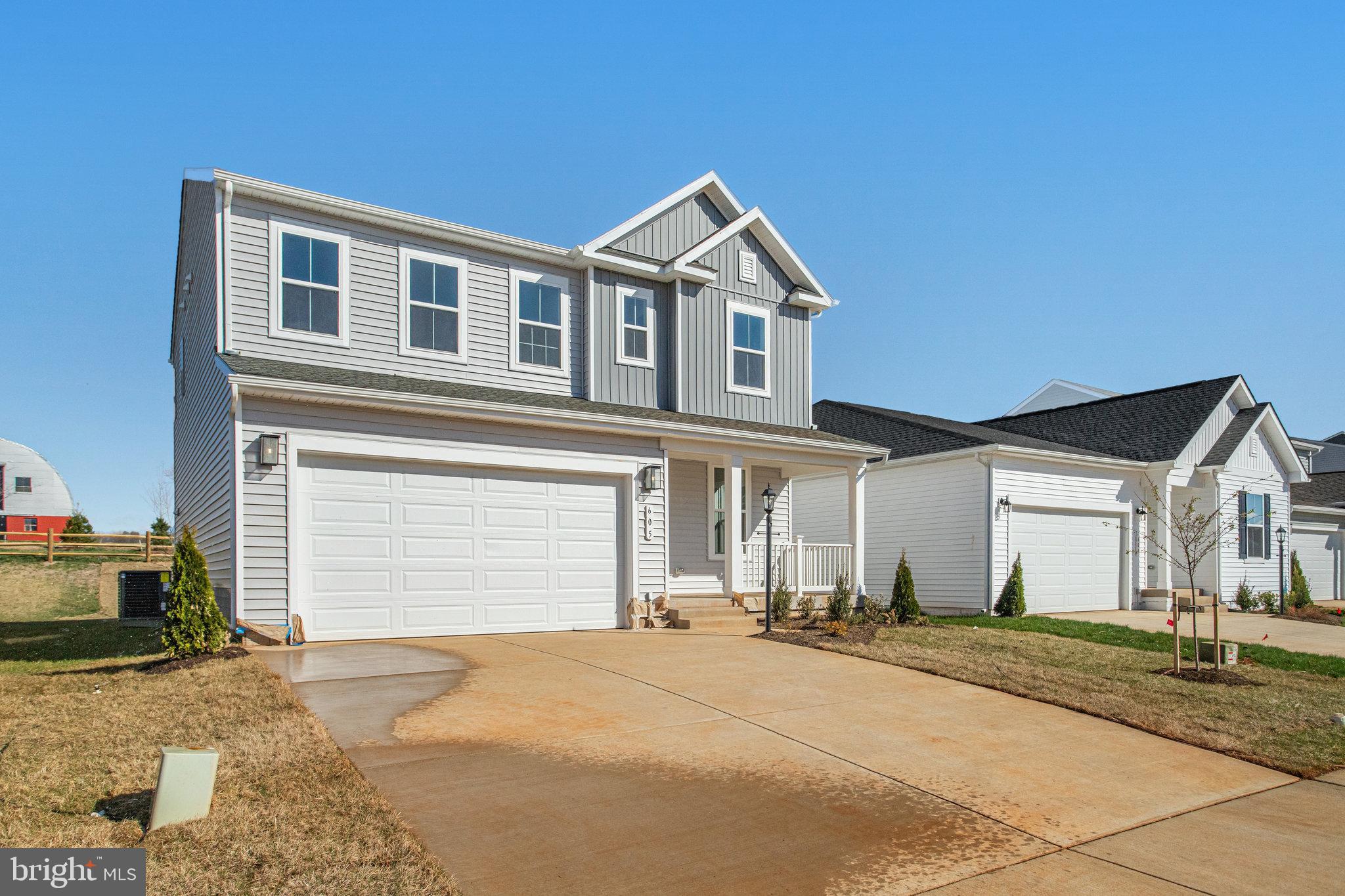 605 CLOVER LANE