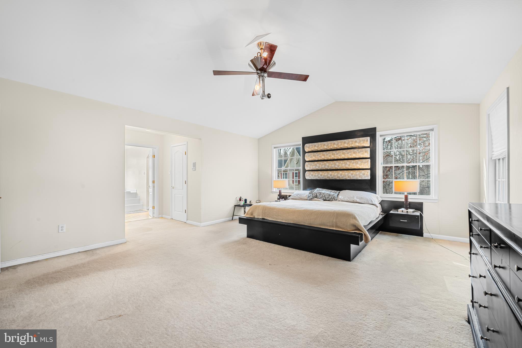 VILLAGE OF RIVER HILL - Residential