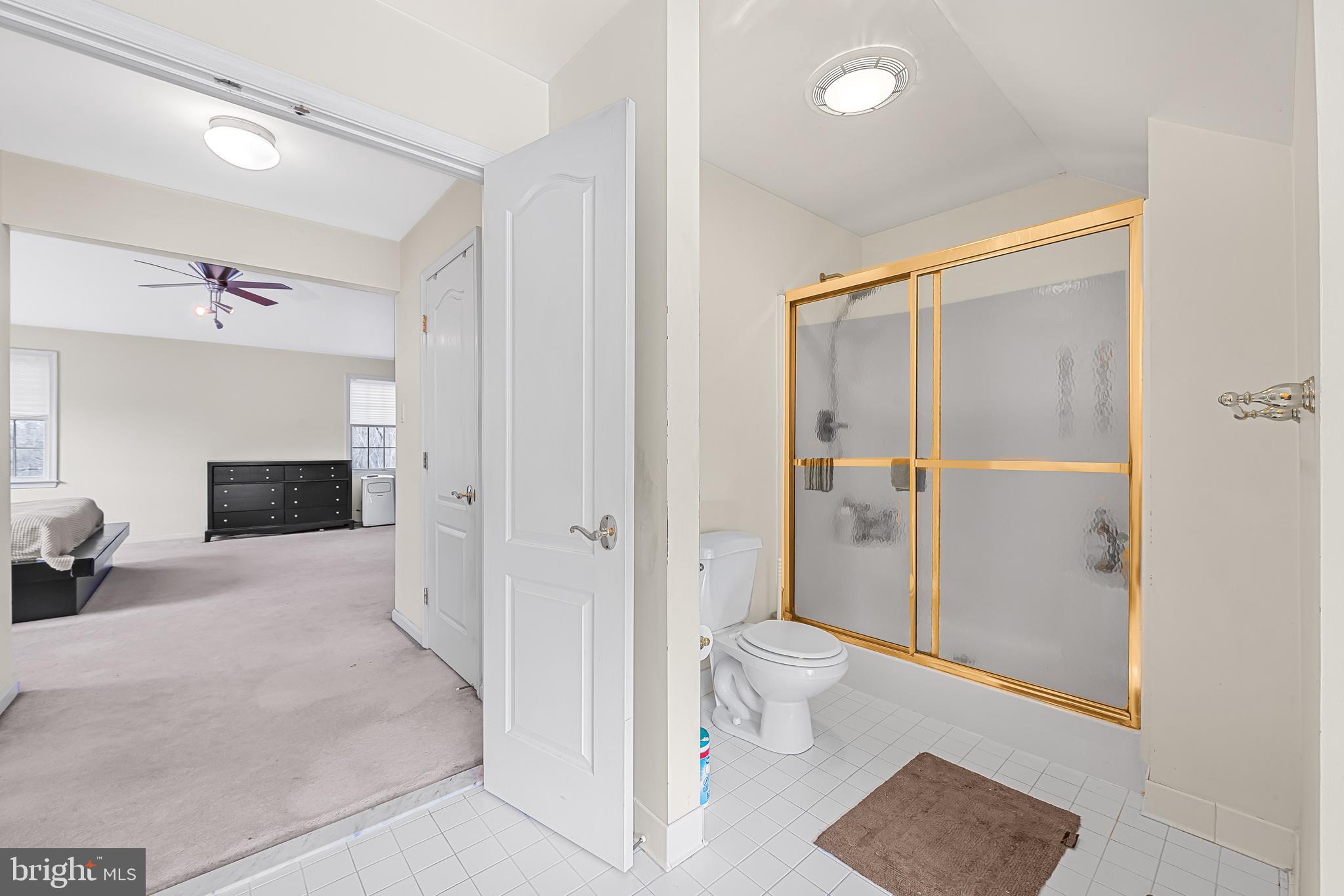 VILLAGE OF RIVER HILL - Residential