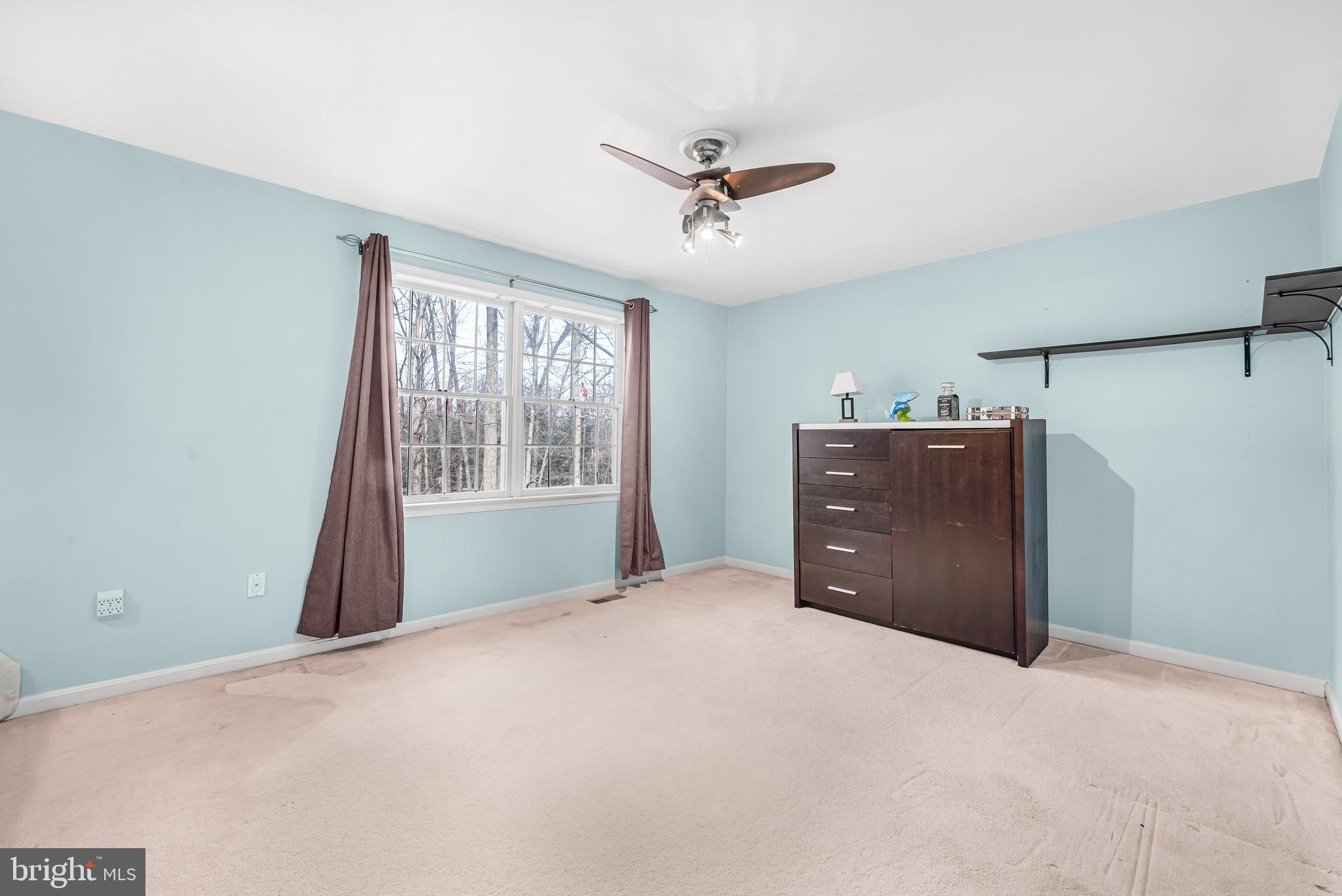 VILLAGE OF RIVER HILL - Residential