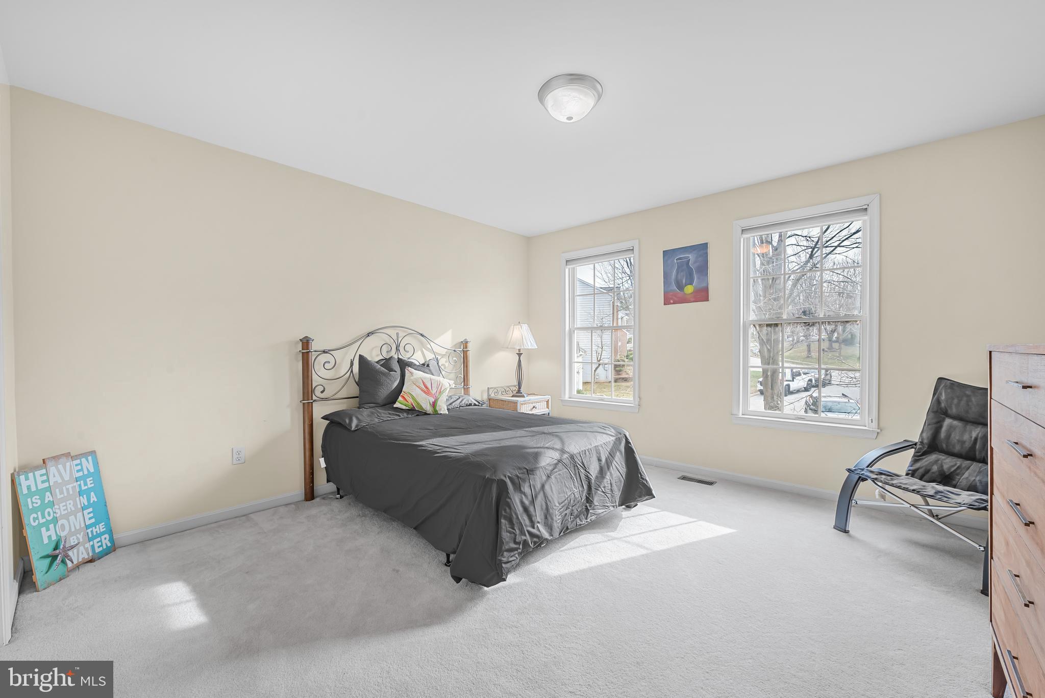 VILLAGE OF RIVER HILL - Residential