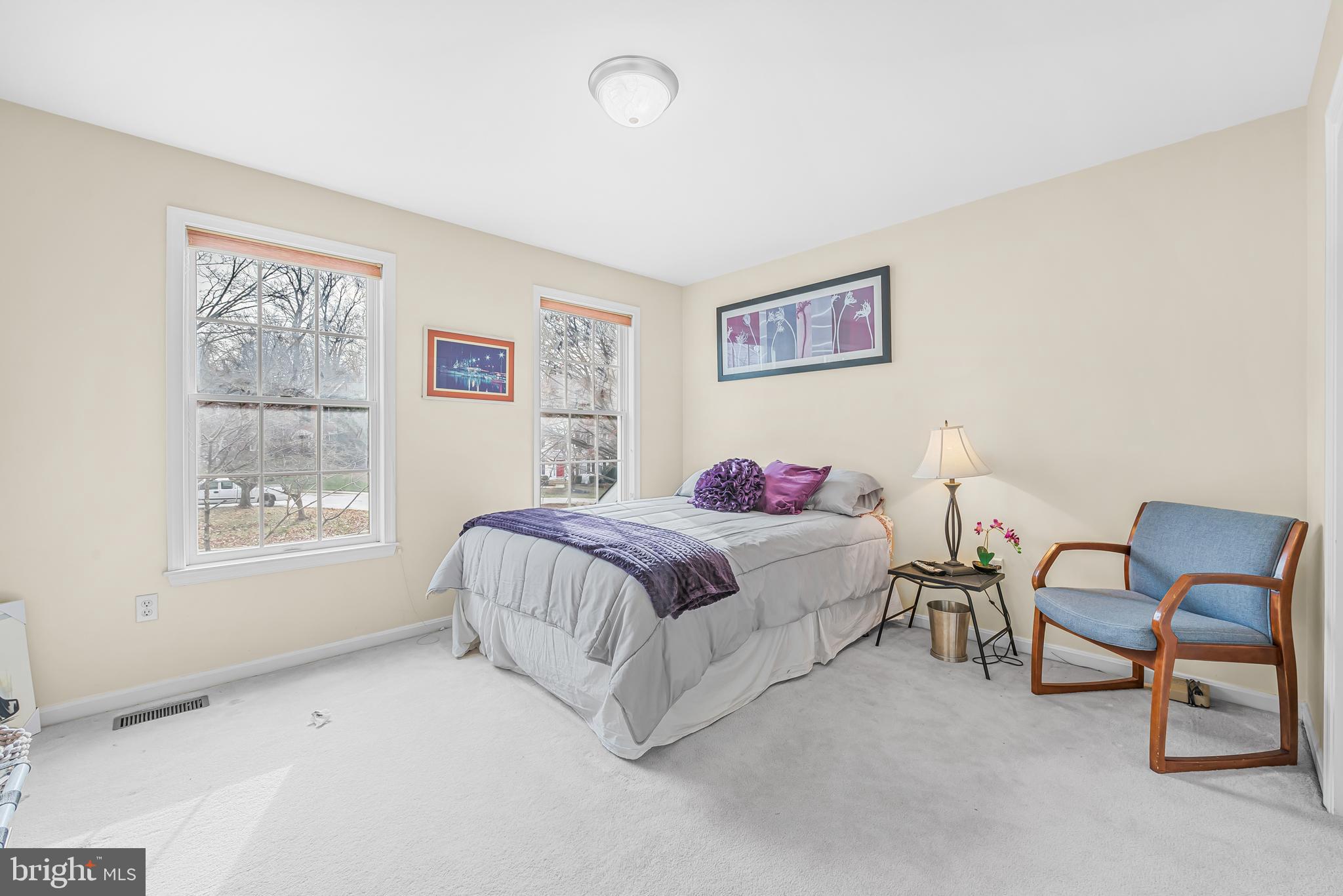 VILLAGE OF RIVER HILL - Residential