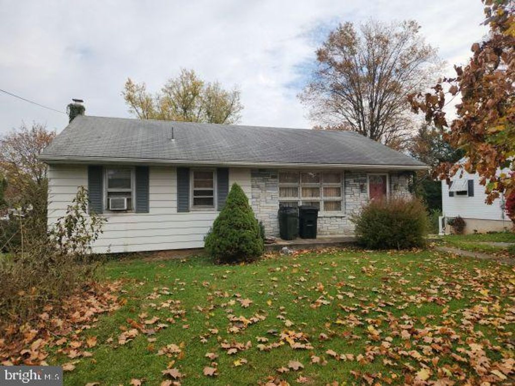 Photo of 227 S Market Street, Mount Joy, PA 17552 (MLS # PALA2043956)