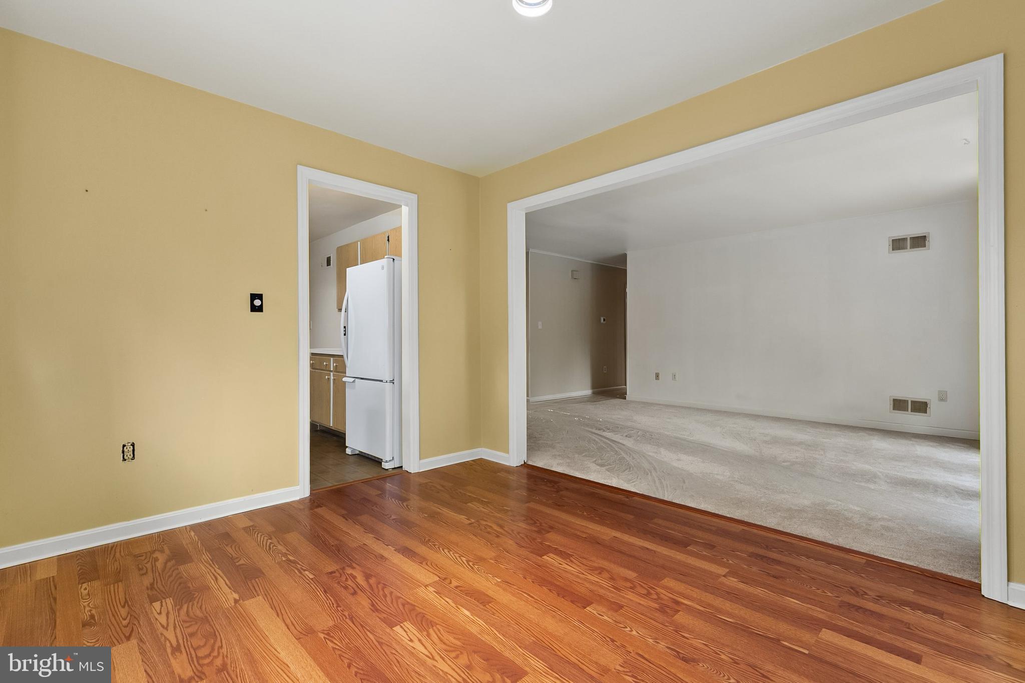 BROOKEVILLE KNOLLS - Residential