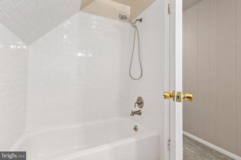 Tiny photo for 3328 Gold Mine Road, BROOKEVILLE, MD 20833 (MLS # MDMC2235848)