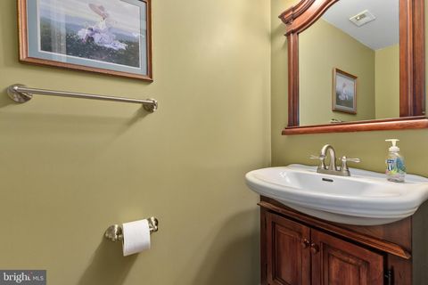 Tiny photo for 3328 Gold Mine Road, BROOKEVILLE, MD 20833 (MLS # MDMC2235848)
