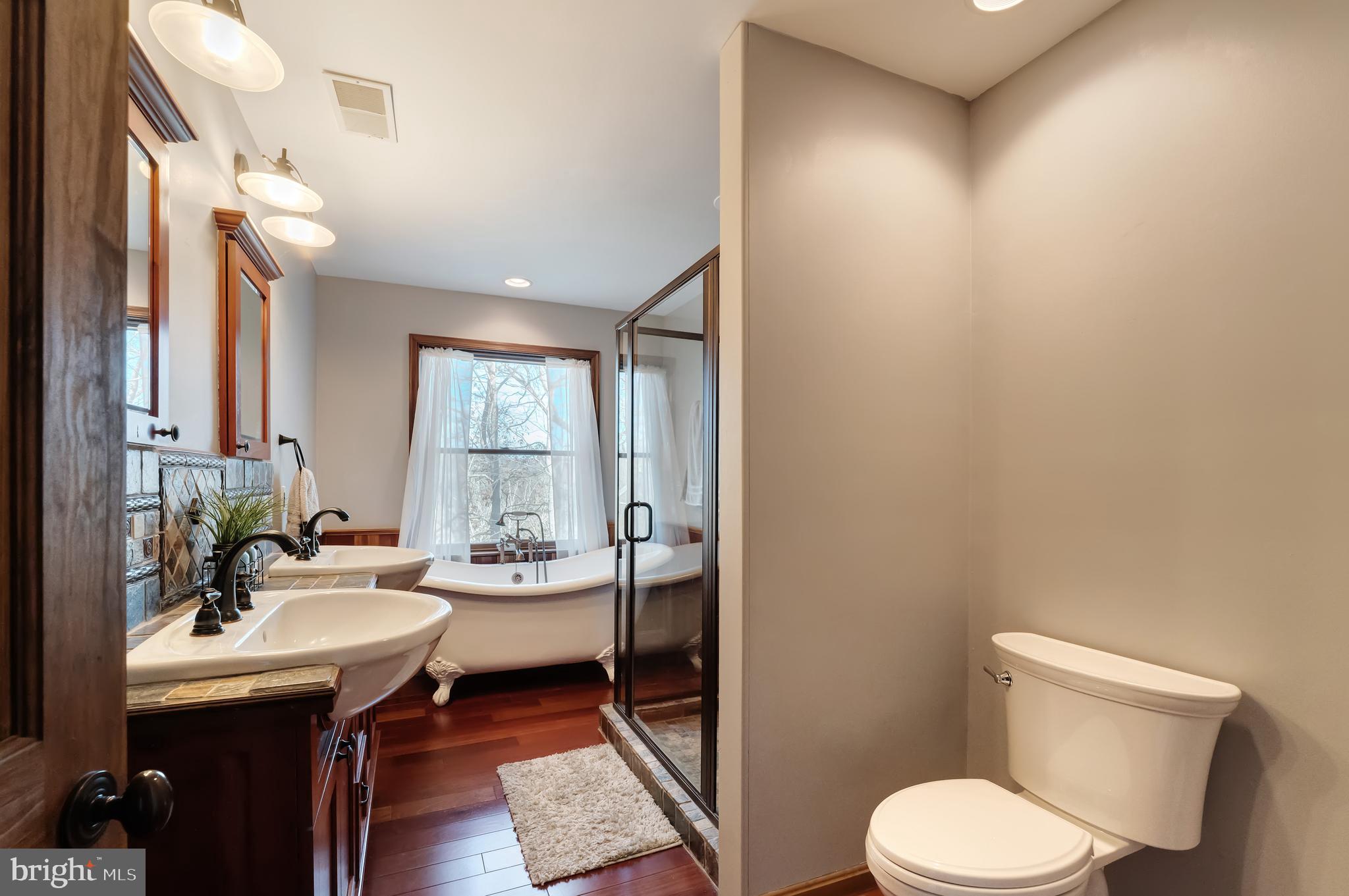 CALMES NECK ESTATES - Residential