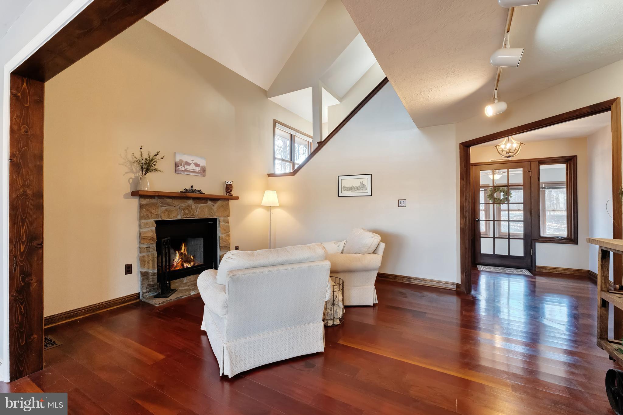 CALMES NECK ESTATES - Residential