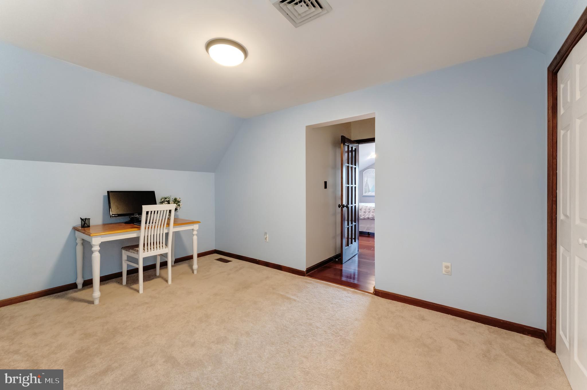 CALMES NECK ESTATES - Residential