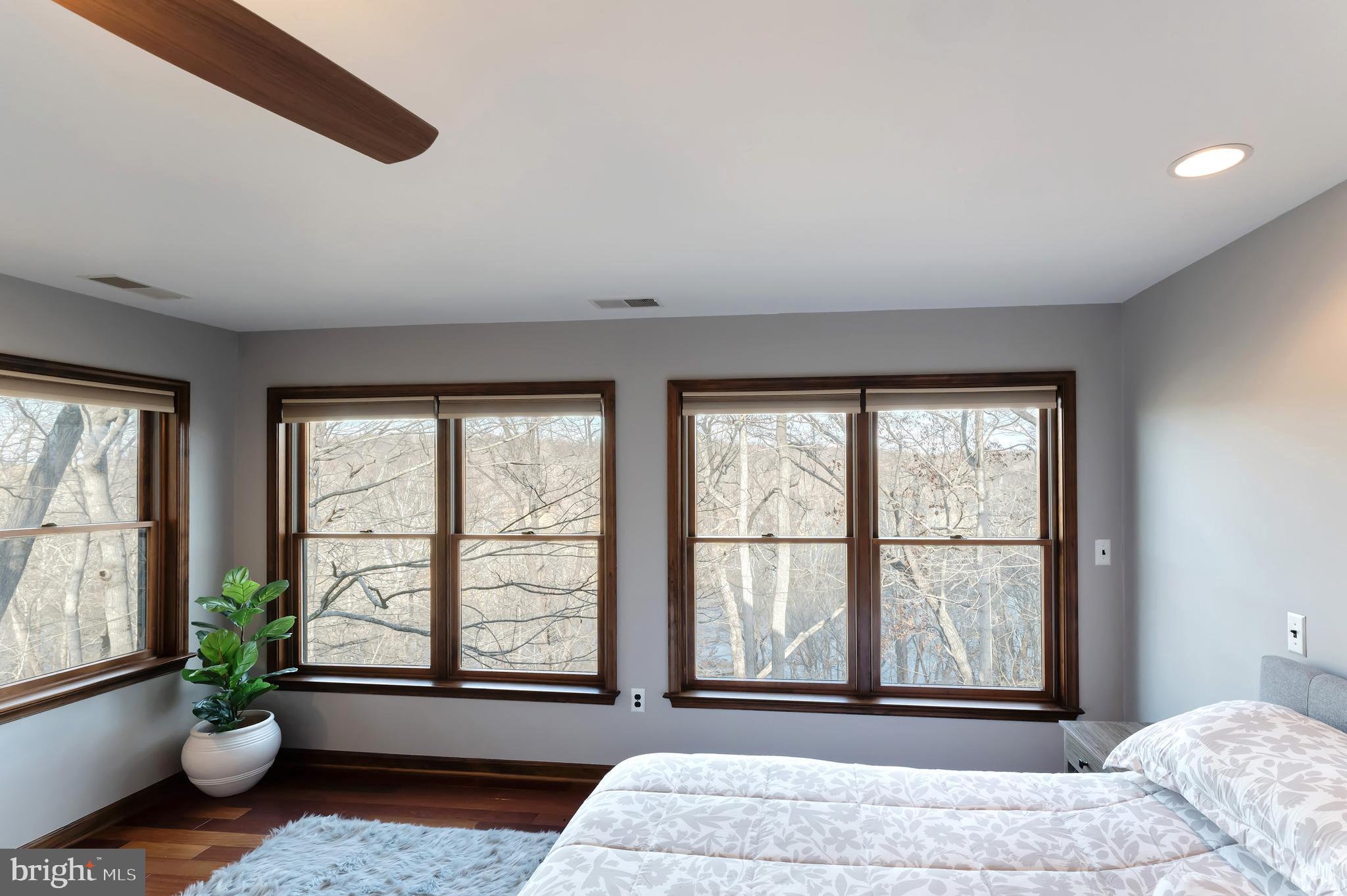 CALMES NECK ESTATES - Residential