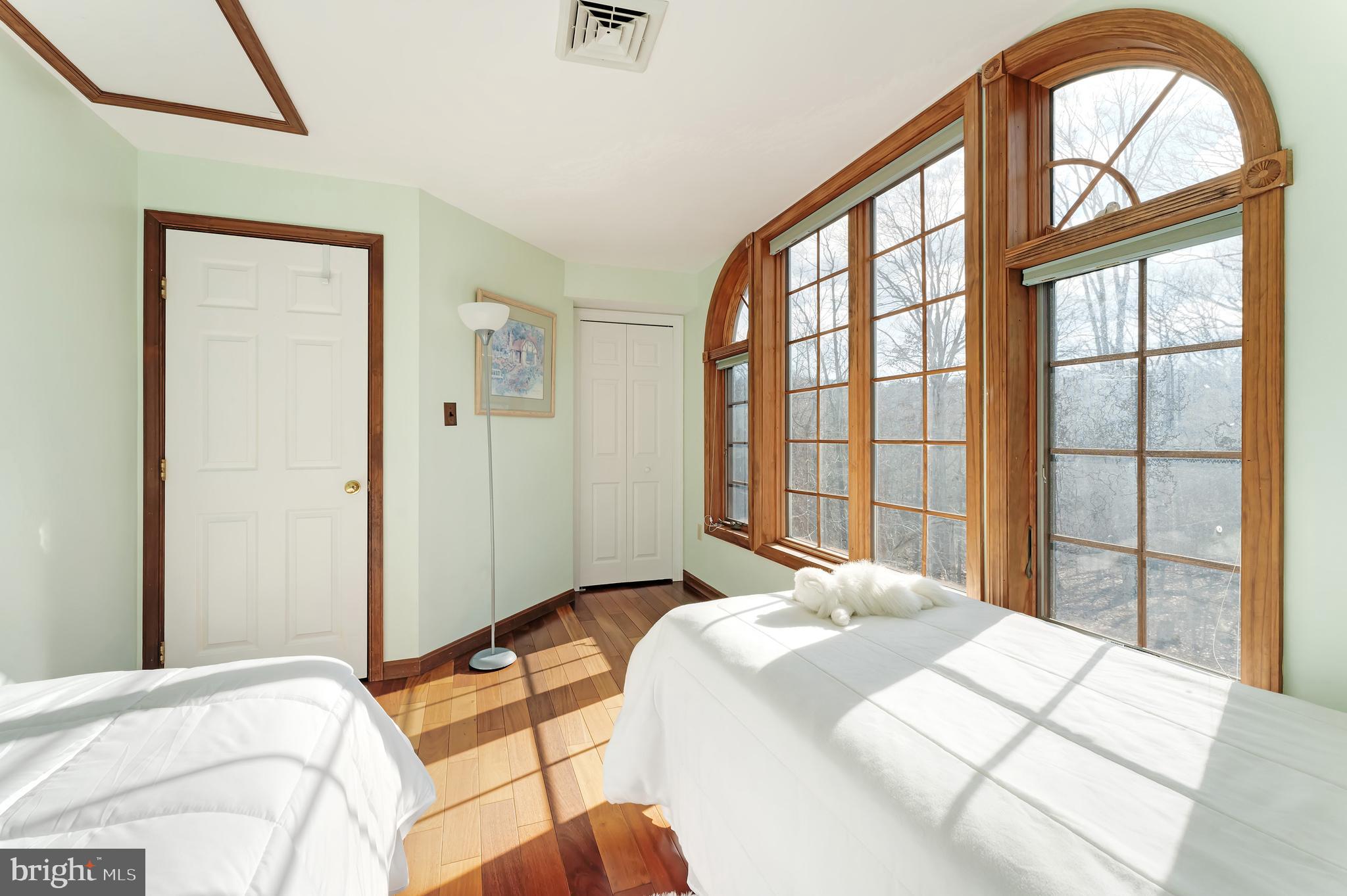 CALMES NECK ESTATES - Residential