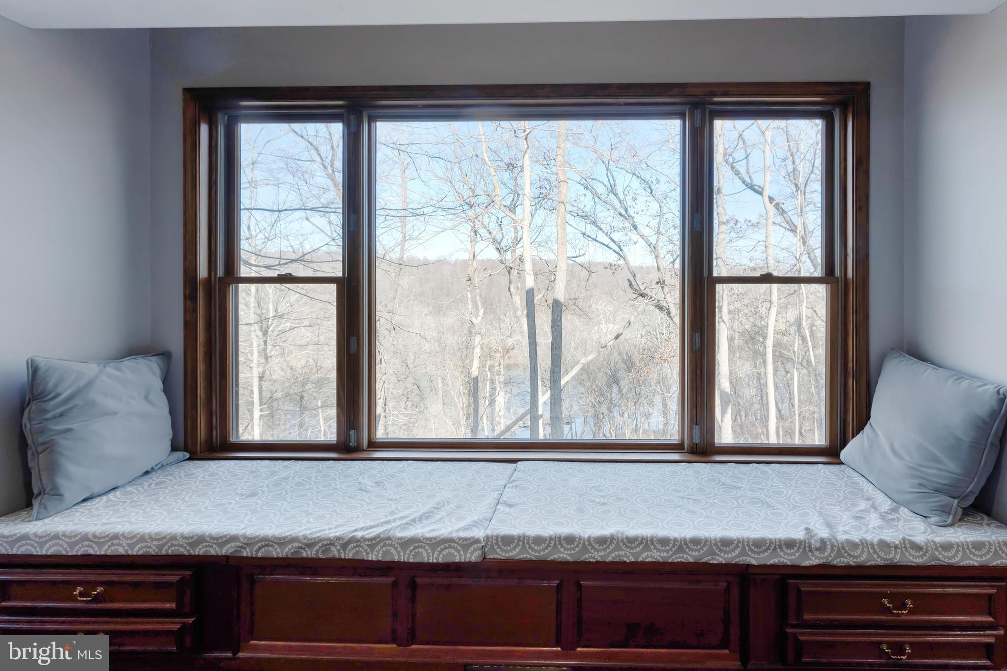 CALMES NECK ESTATES - Residential