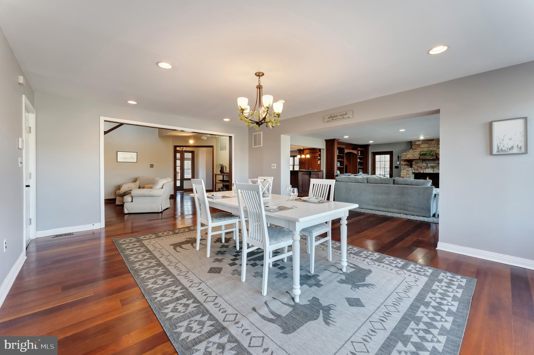 CALMES NECK ESTATES - Residential