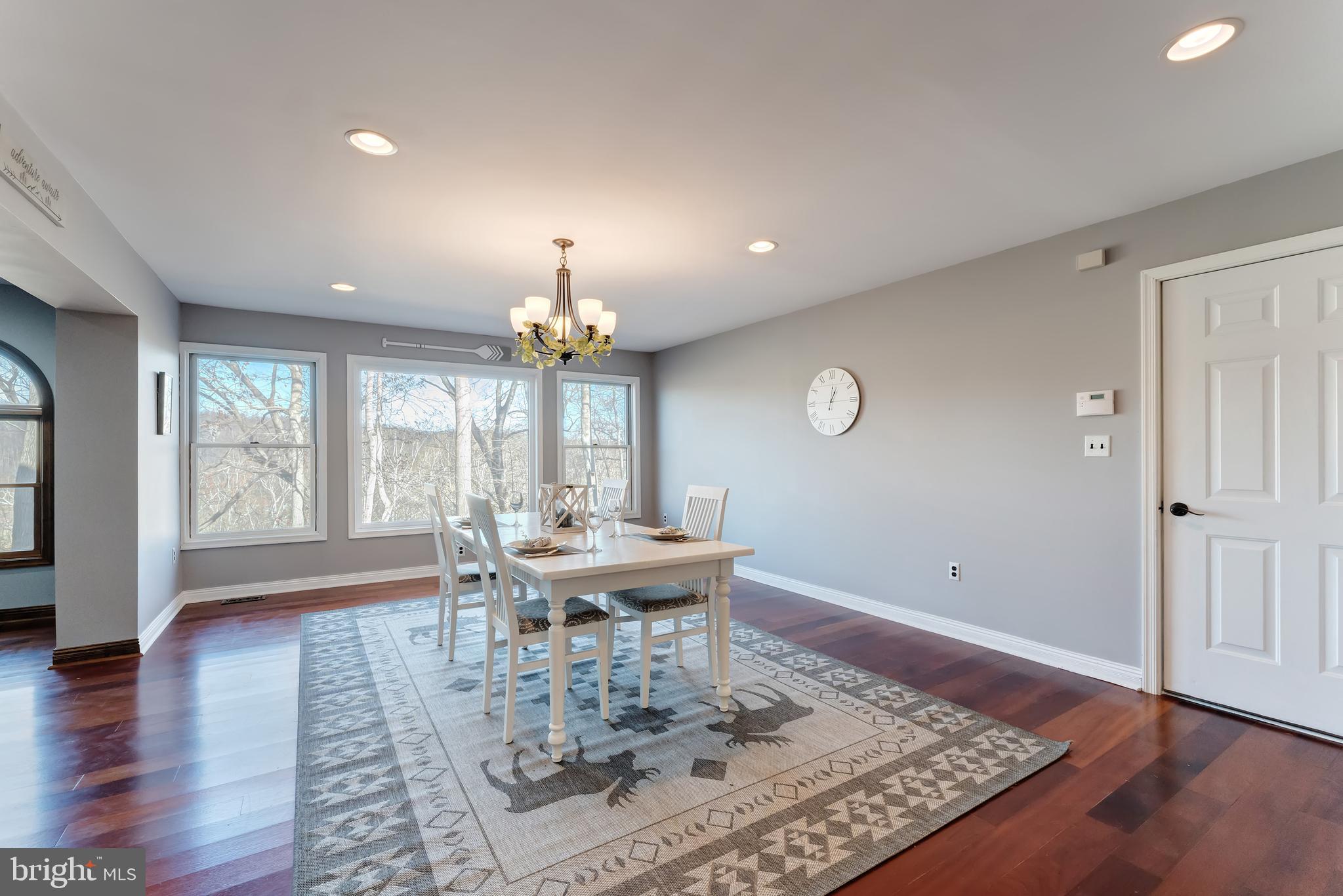 CALMES NECK ESTATES - Residential