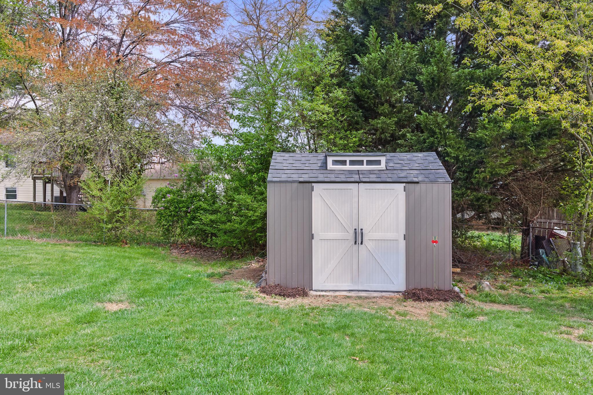 MILL GARDEN - Residential