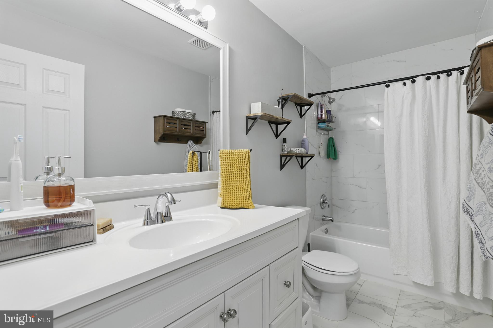 MILL GARDEN - Residential