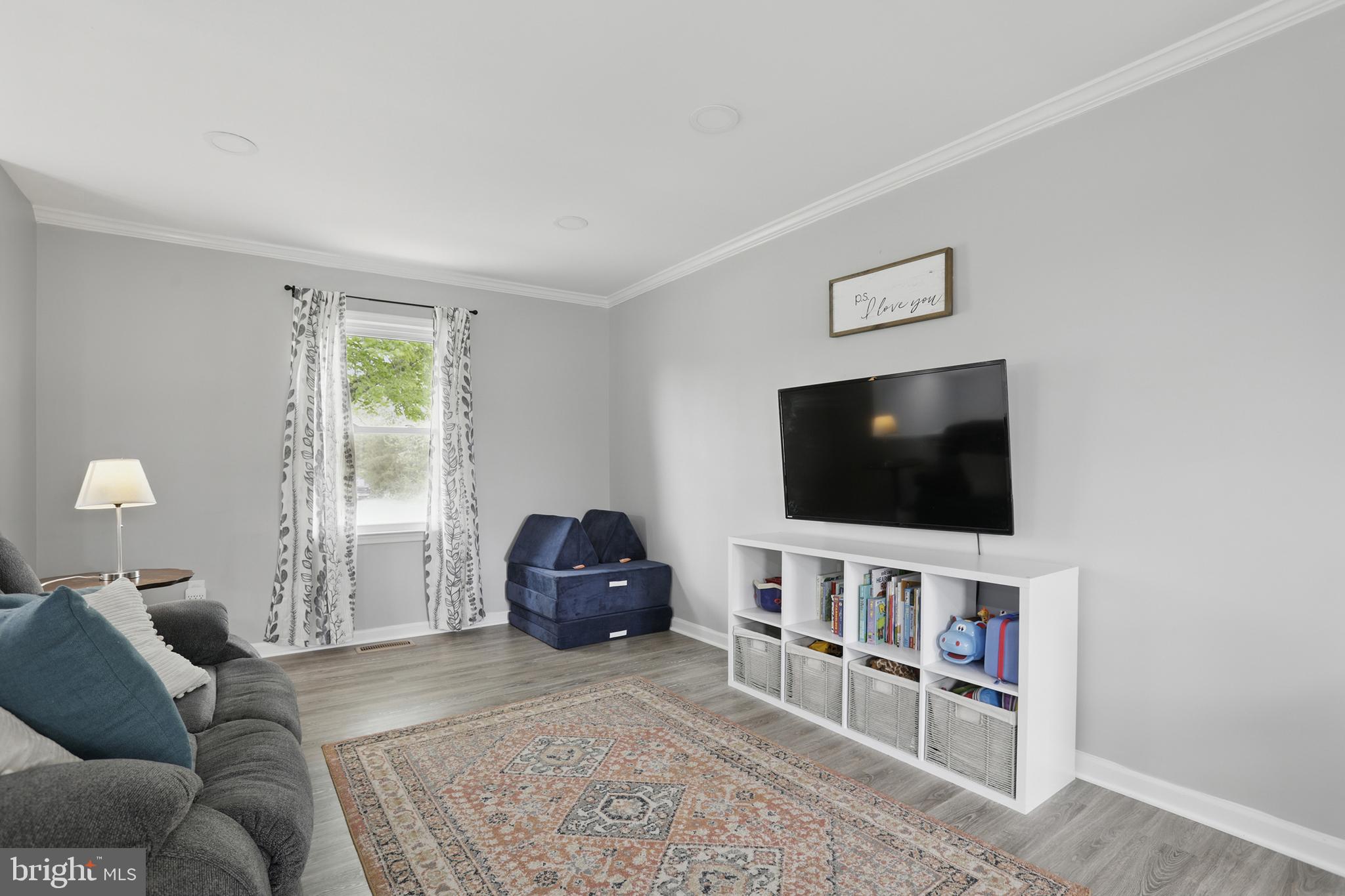 MILL GARDEN - Residential