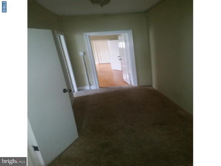PORT RICHMOND - Commercial Sale
