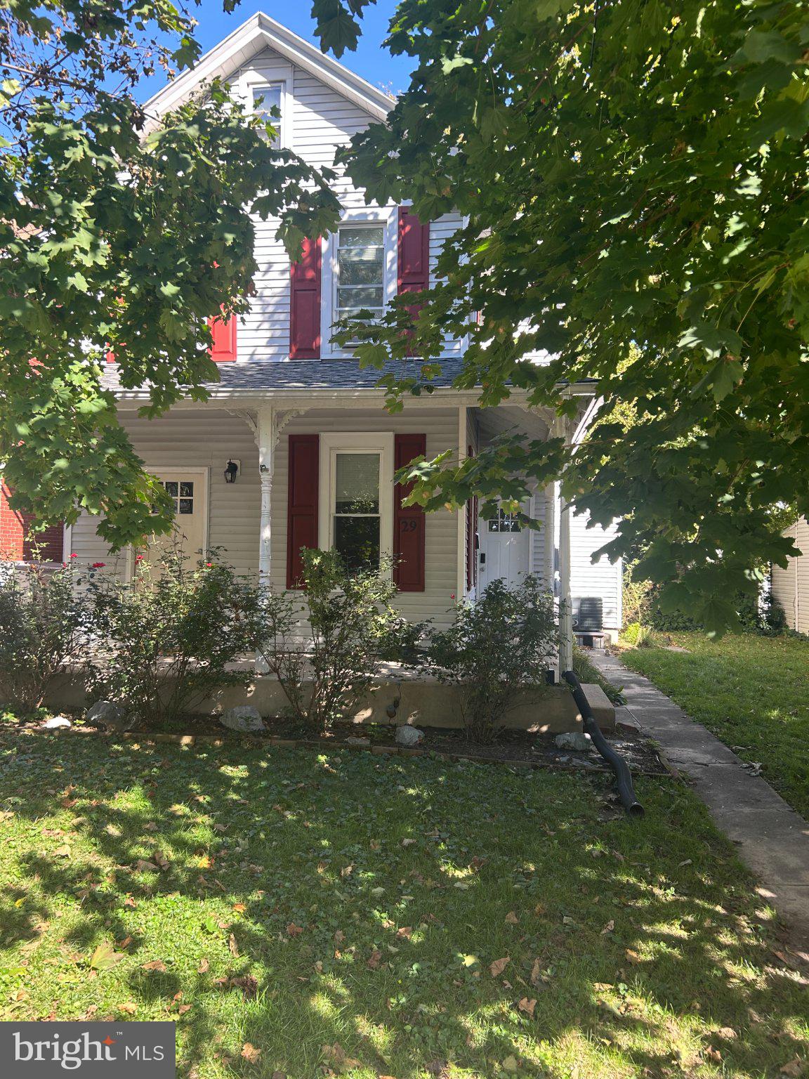 29 N 8TH STREET