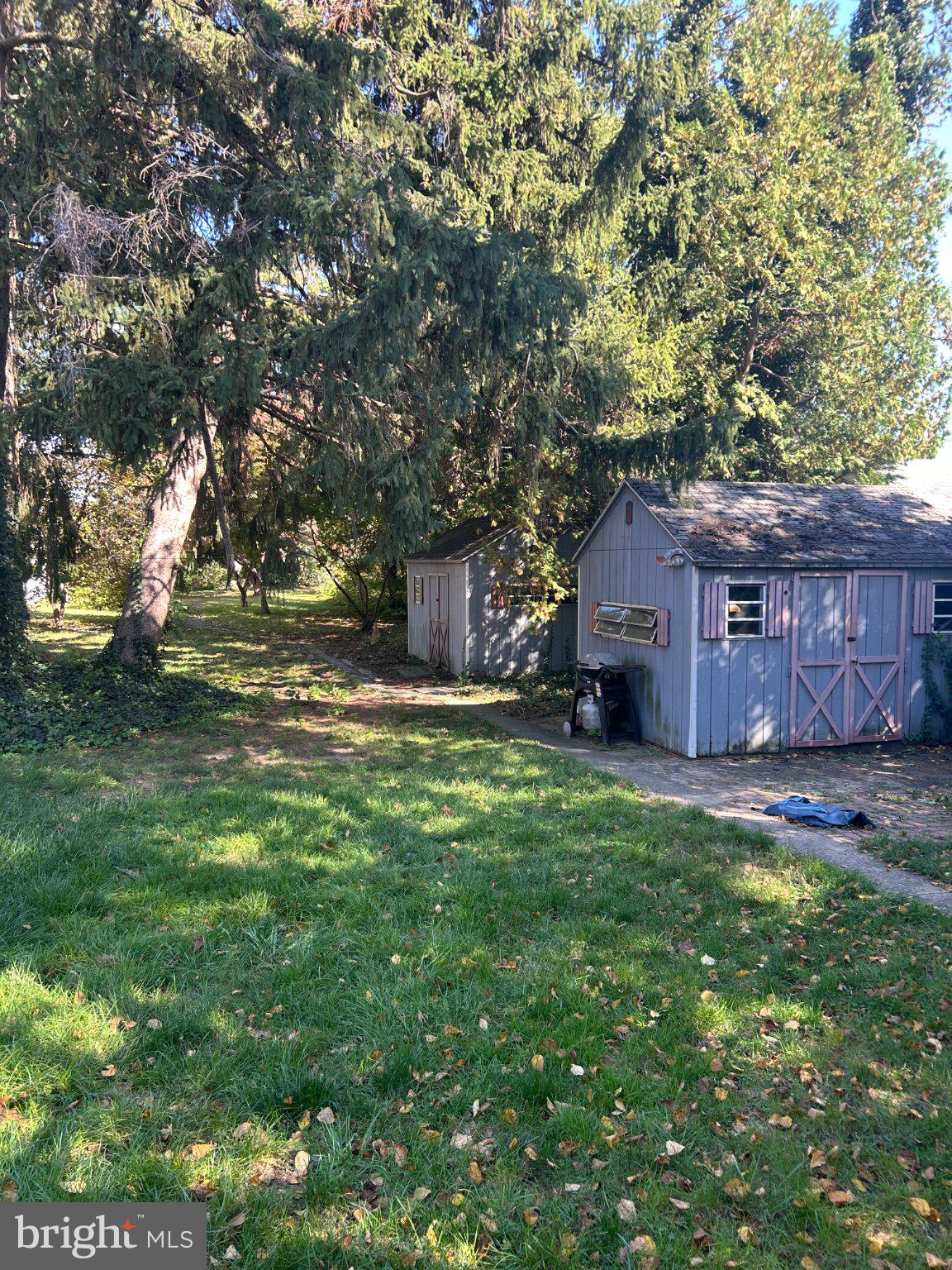 29 N 8TH STREET
