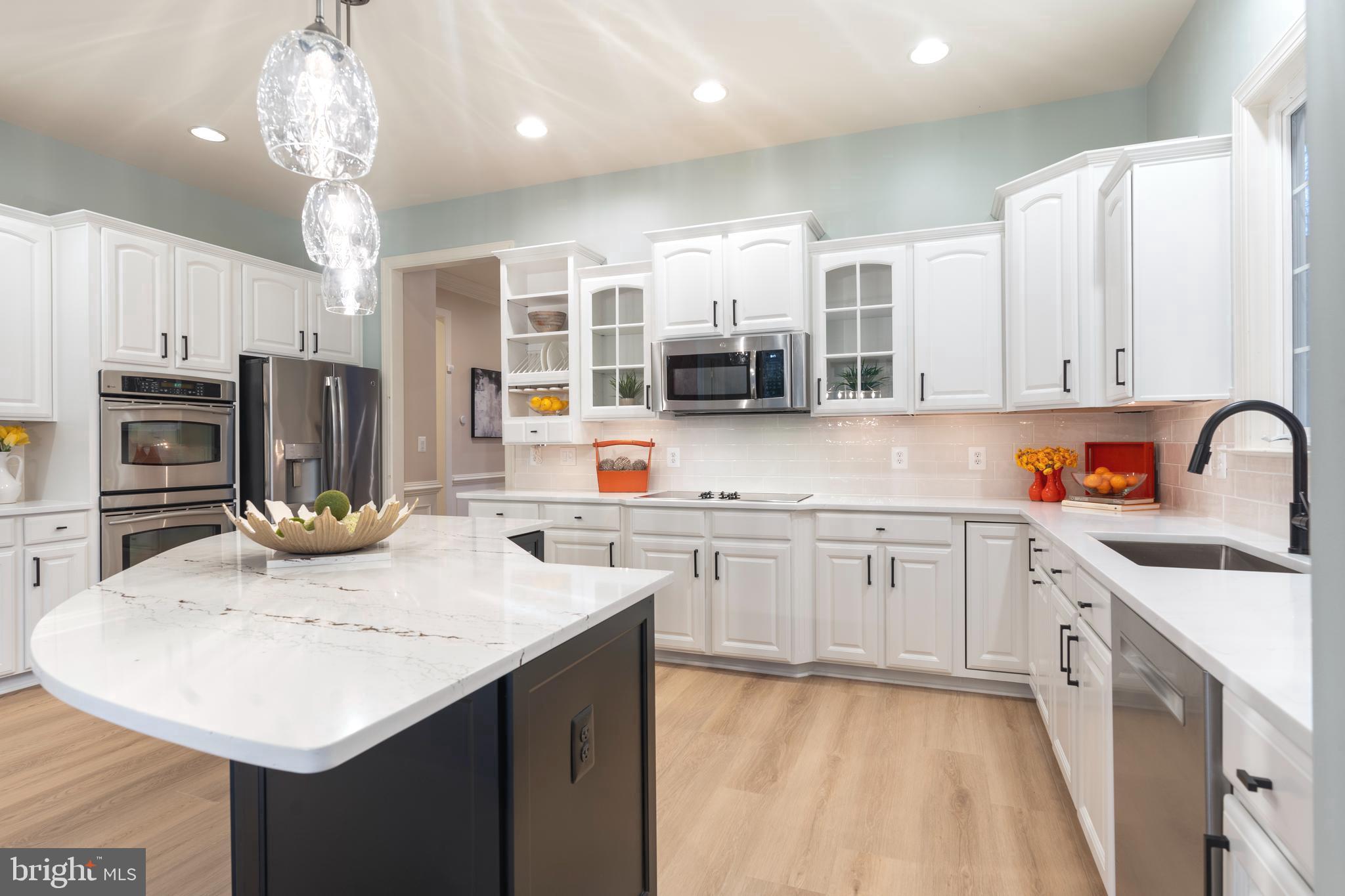 ESTATES OF FOREST RIDGE - Residential