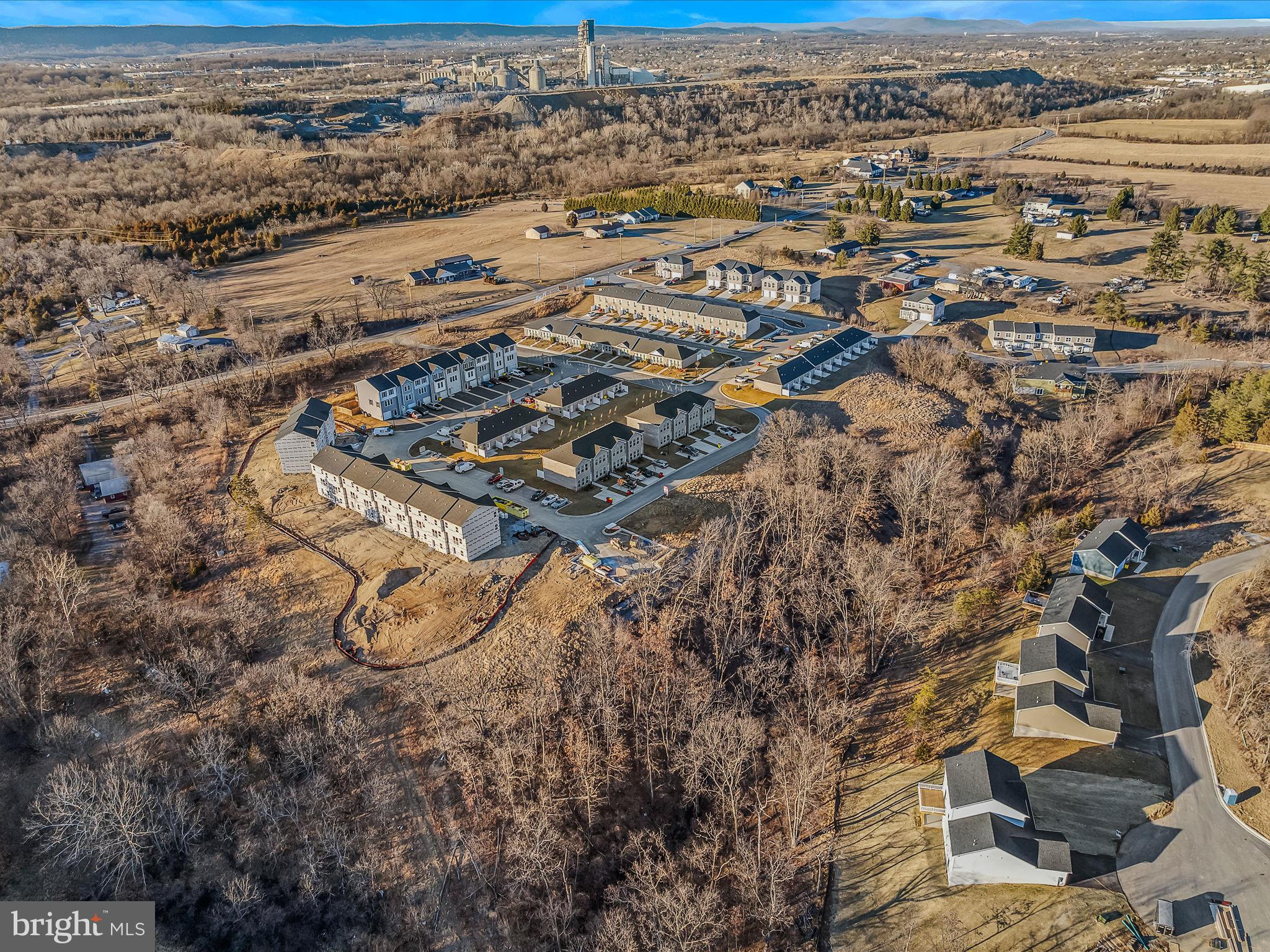 COLD SPRING RUN - Land