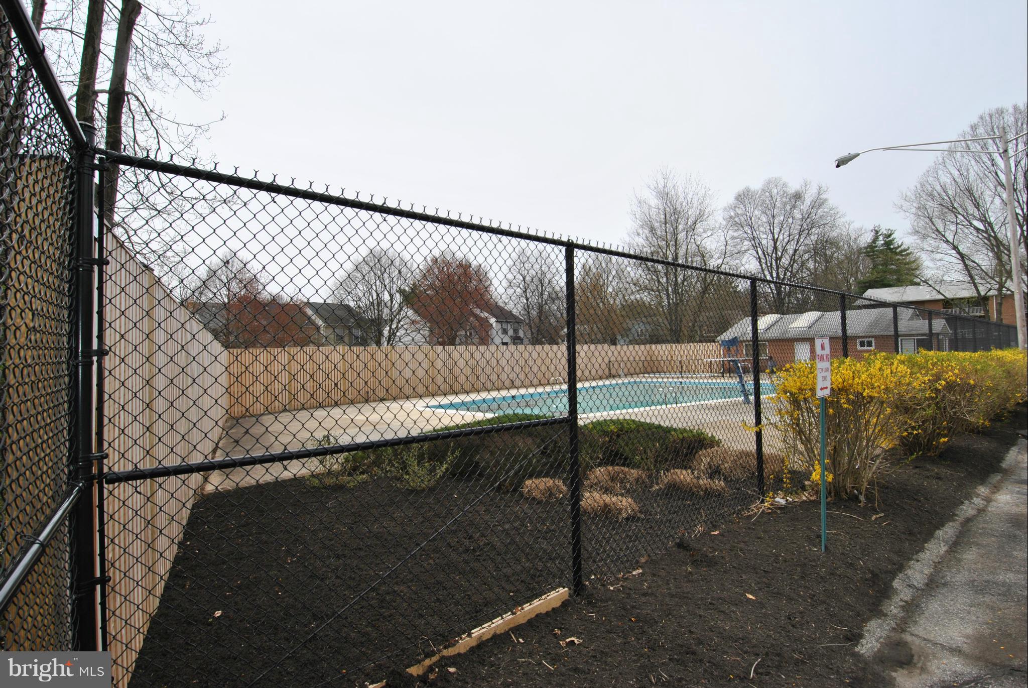 CHESTNUT HILL - Residential