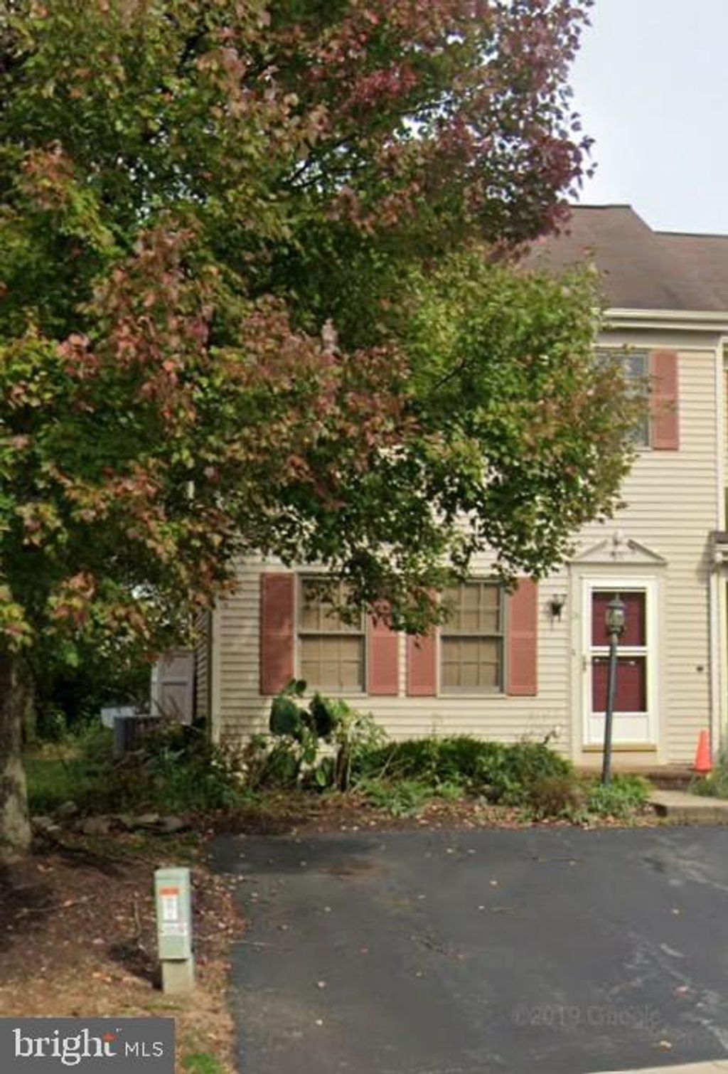 Photo of 24 LAURIE LN, LITITZ, PA 17543 (MLS # PALA2033442)