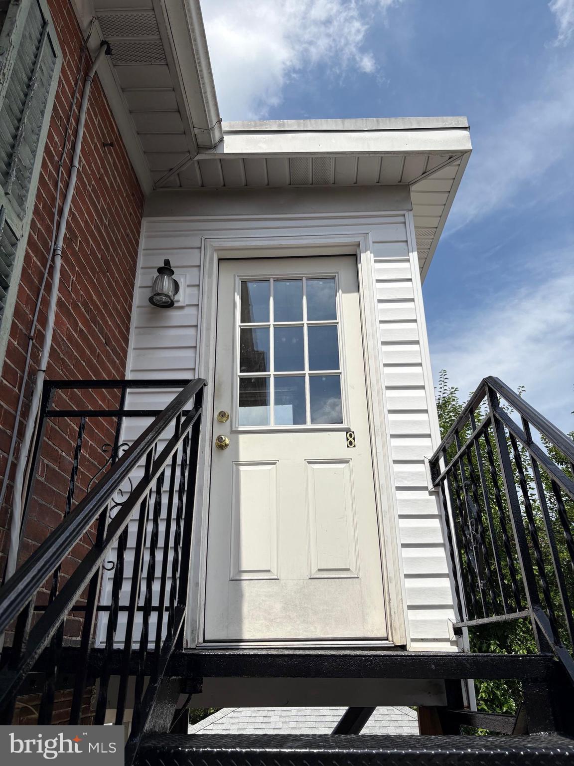 10 GRANT STREET S