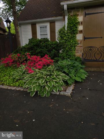 100 OVERHILL AVENUE