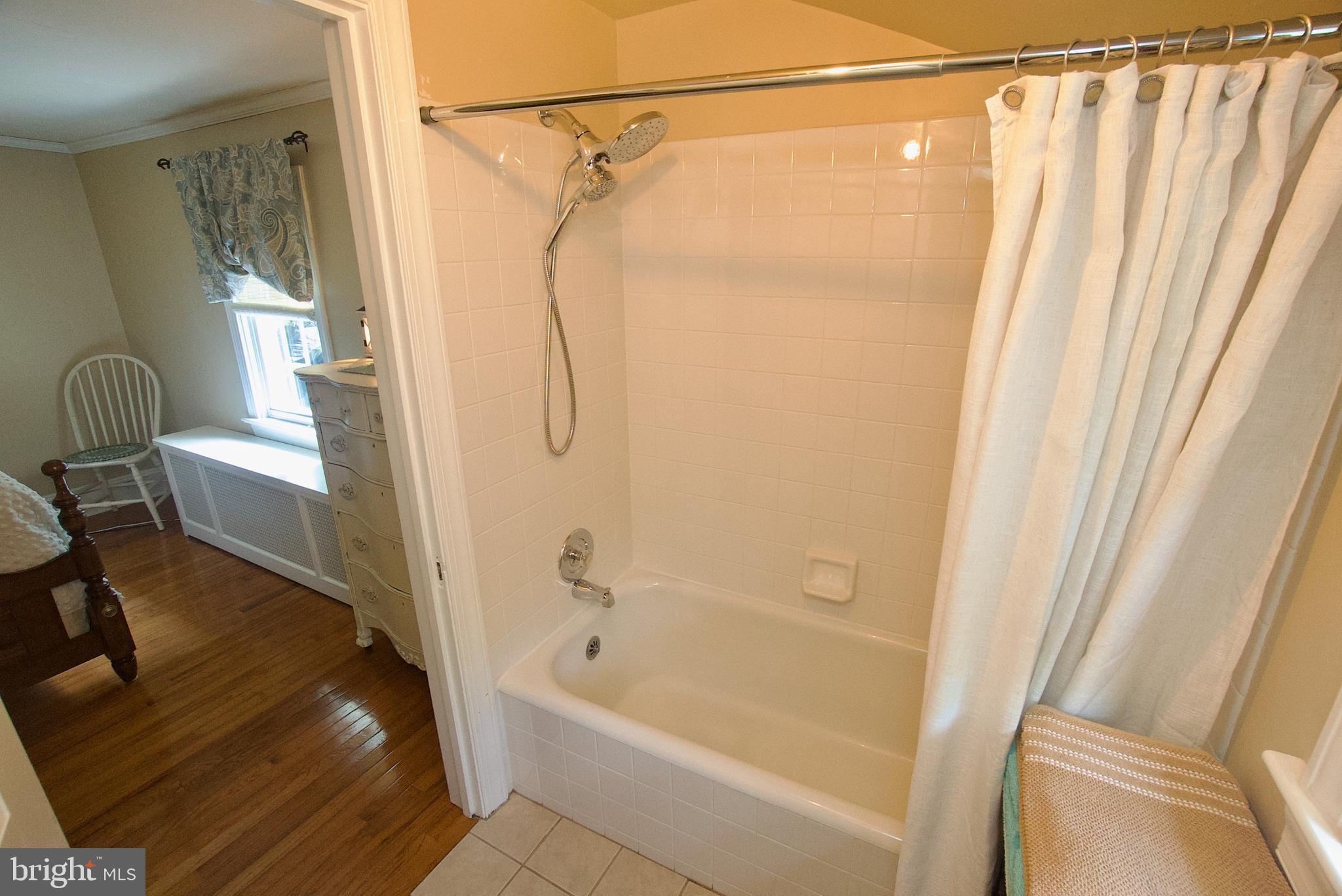 SOMERTON - Residential