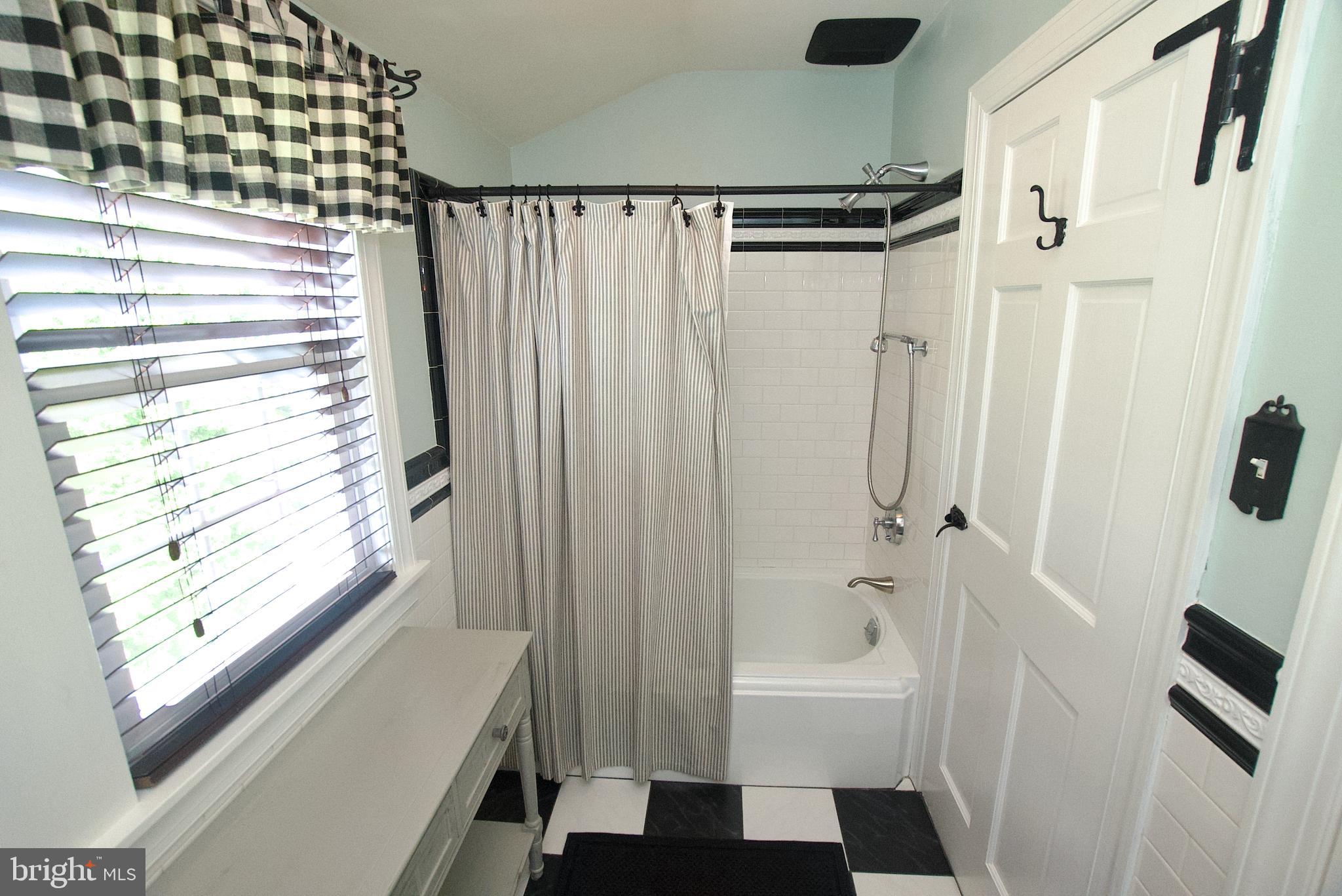 SOMERTON - Residential