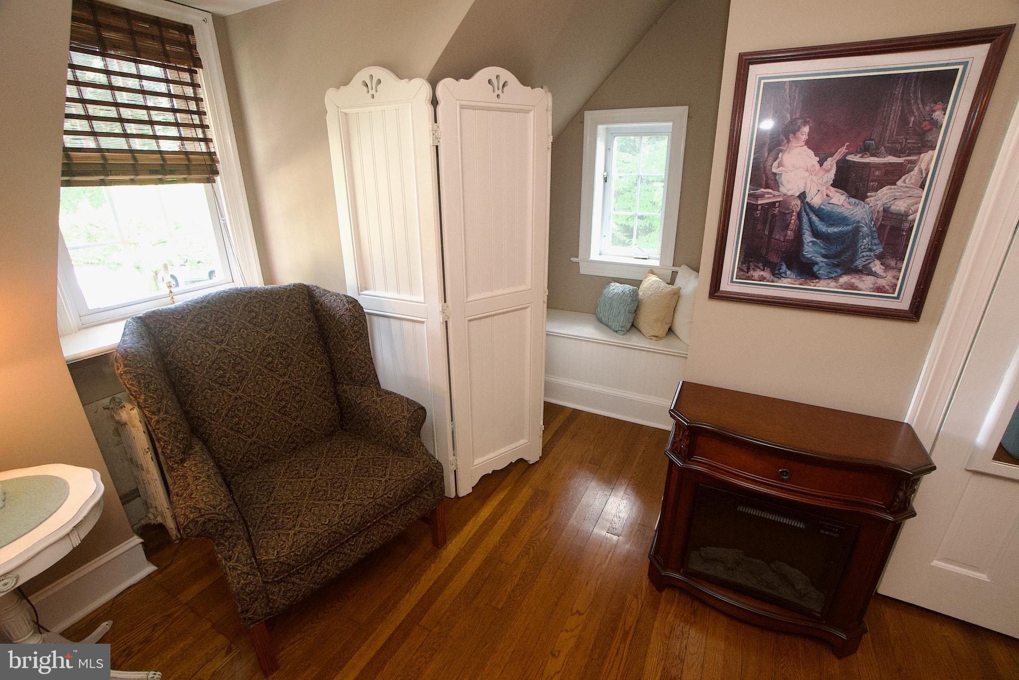 SOMERTON - Residential